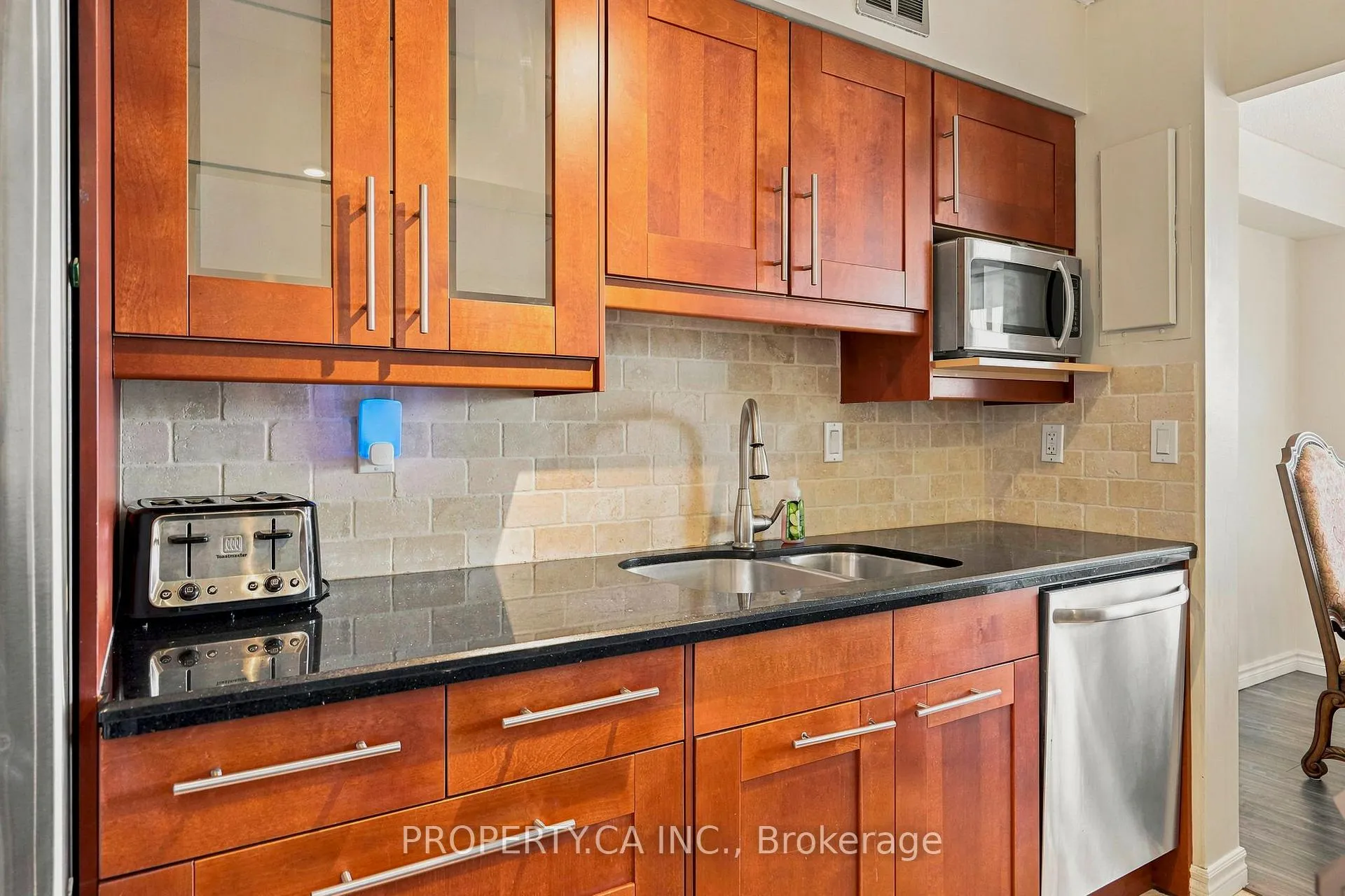 Photo 13 of Unit 1107, 1964 Main Street W, Hamilton, Ainslie Wood — HOMEH