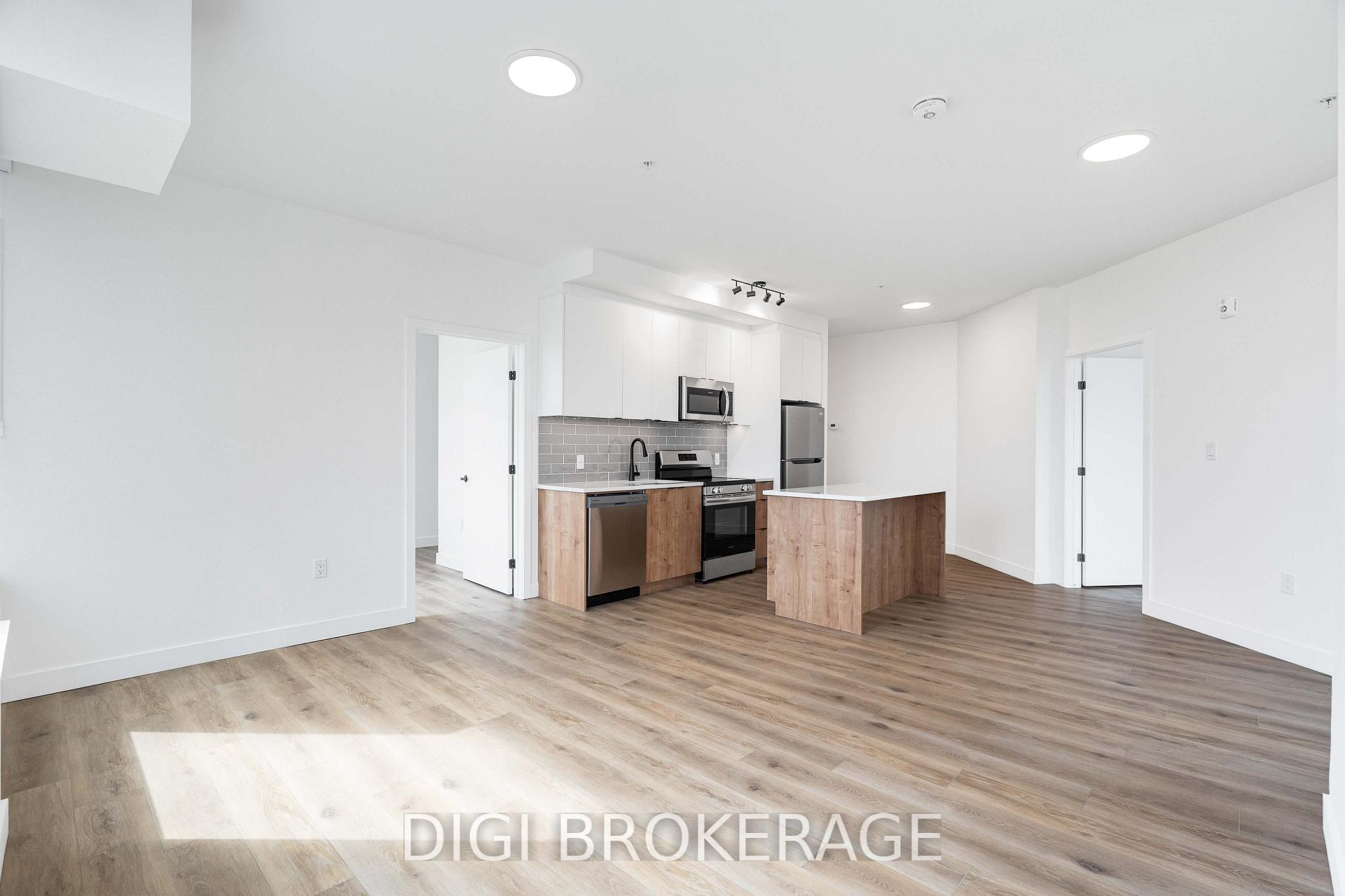 Photo 14 of Unit 826, 1600 James Naismith Drive, Ottawa, Pineview — HOMEH