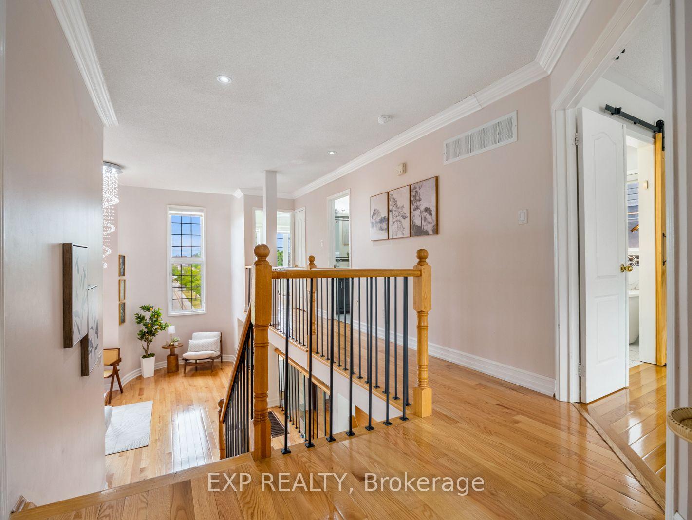 Photo 12 of 1 Sedgewick Circle, Brampton, Fletcher's Meadow — HOMEH