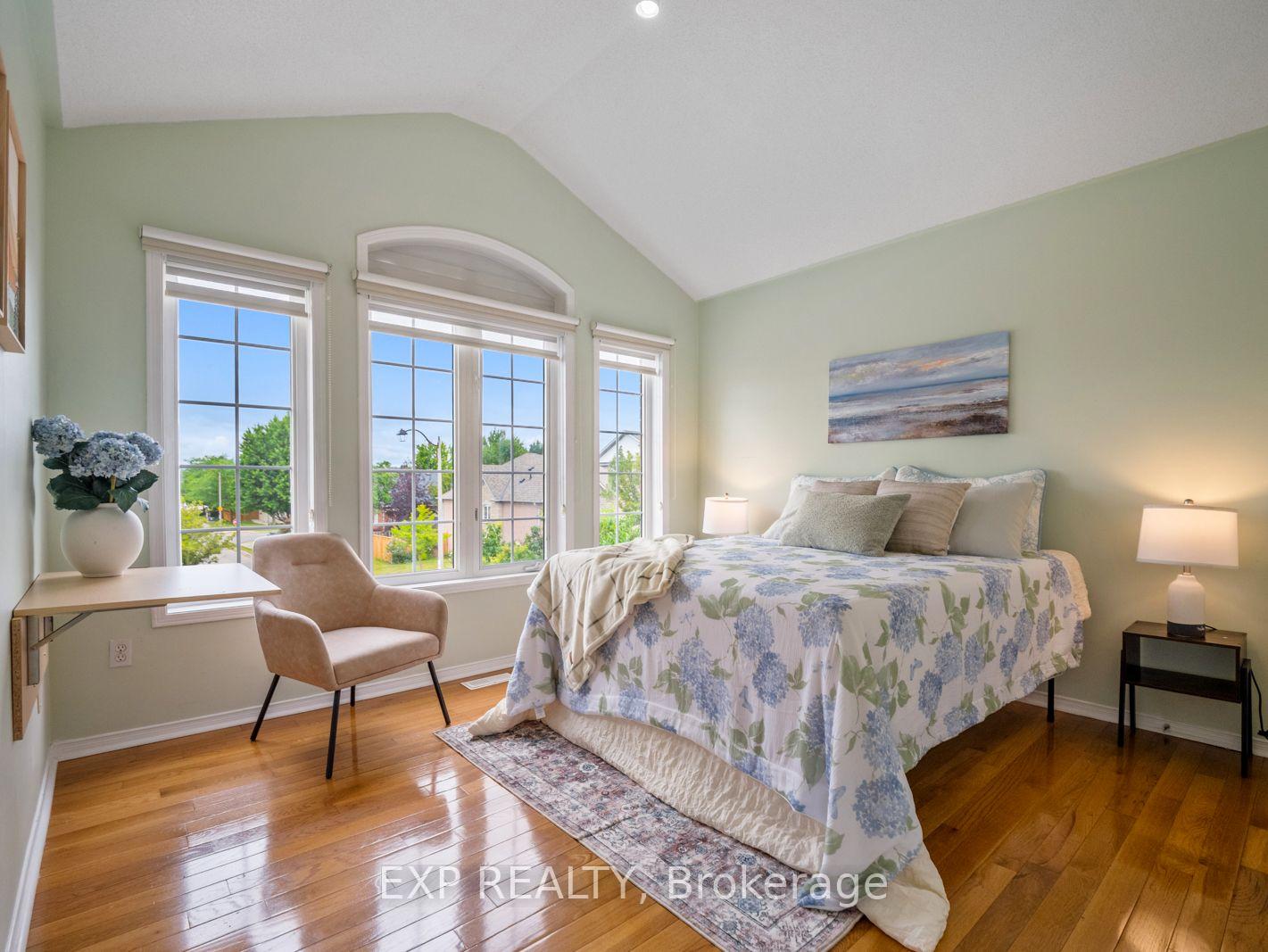 Photo 16 of 1 Sedgewick Circle, Brampton, Fletcher's Meadow — HOMEH
