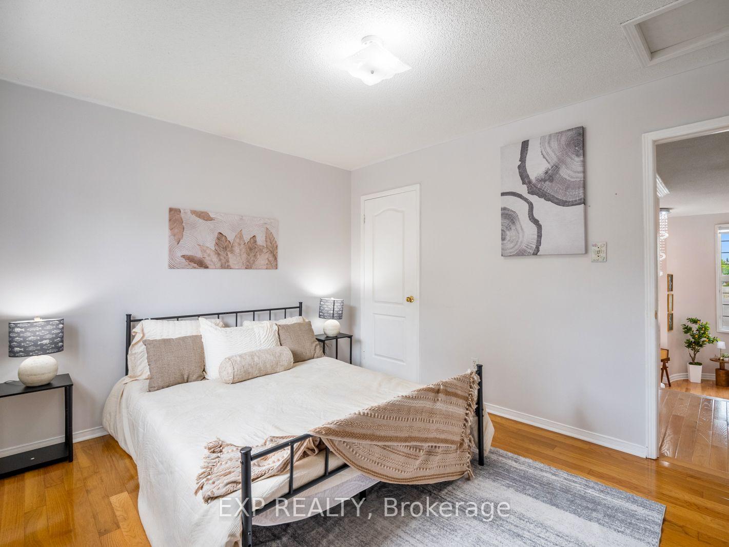 Photo 18 of 1 Sedgewick Circle, Brampton, Fletcher's Meadow — HOMEH
