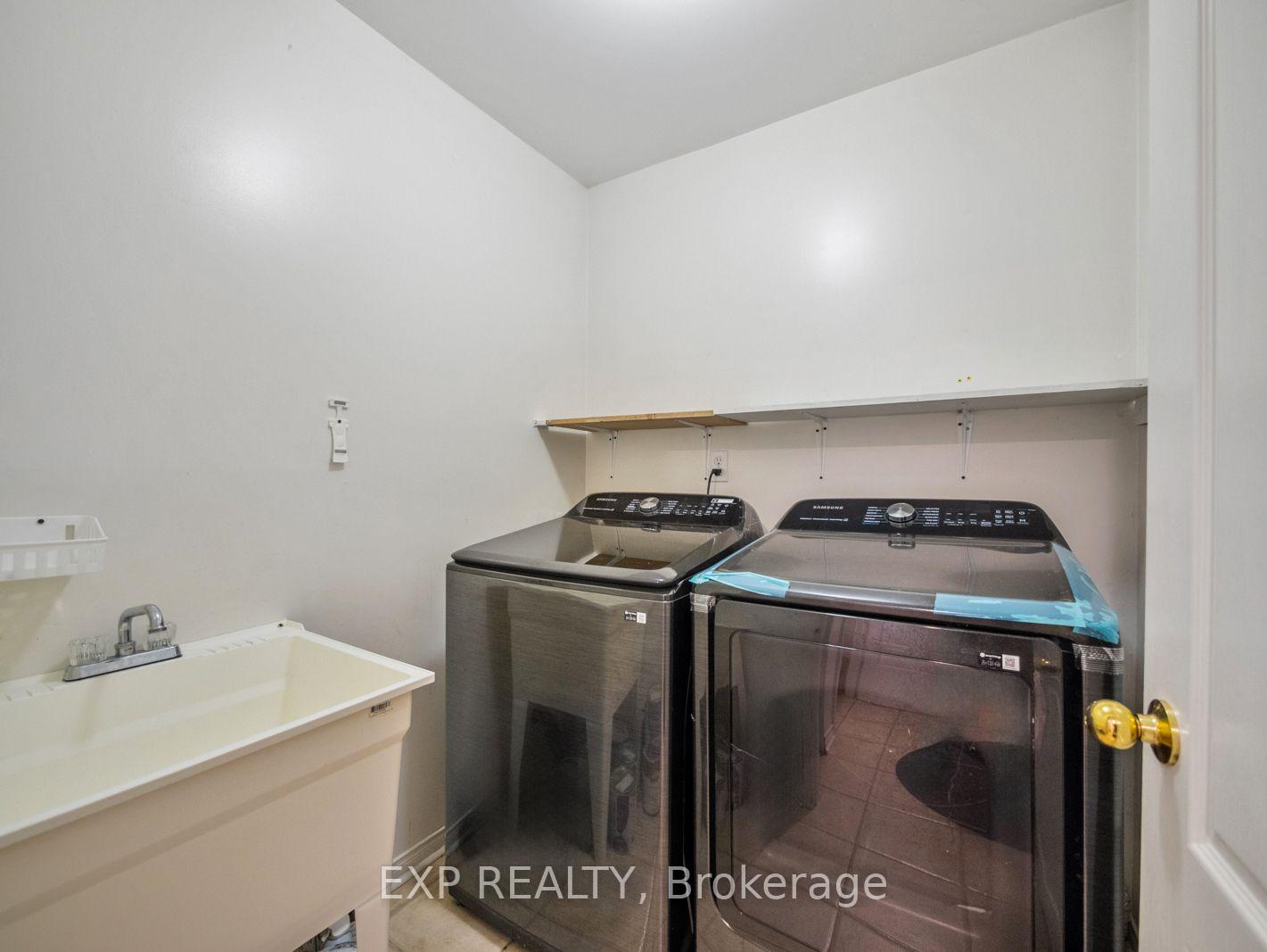 Photo 21 of 1 Sedgewick Circle, Brampton, Fletcher's Meadow — HOMEH