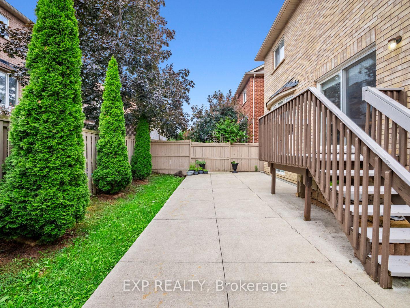 Photo 26 of 1 Sedgewick Circle, Brampton, Fletcher's Meadow — HOMEH