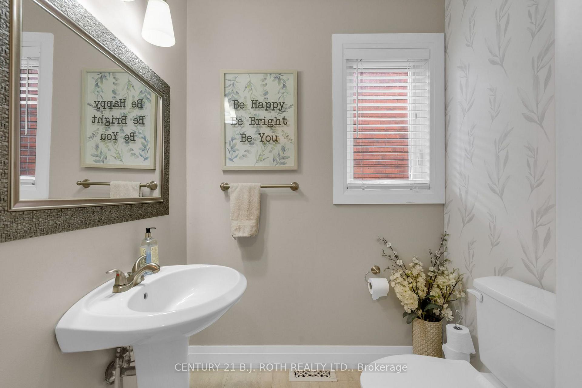 Photo 14 of 55 Gibbon Drive, Barrie, Letitia Heights — HOMEH