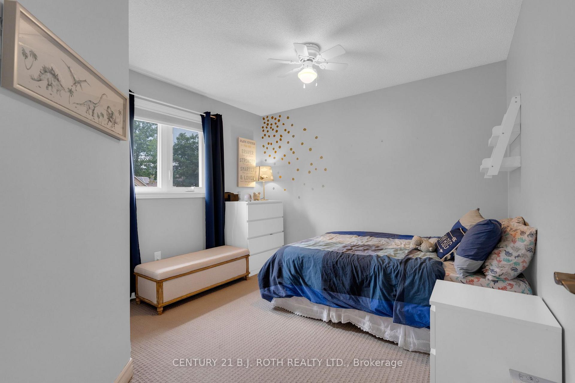 Photo 20 of 55 Gibbon Drive, Barrie, Letitia Heights — HOMEH