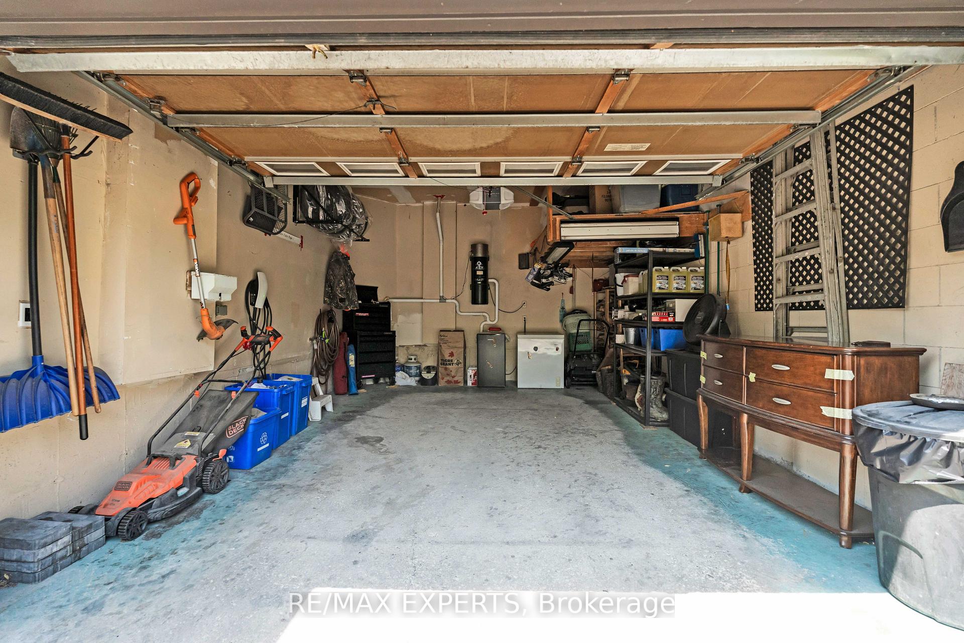 Photo 42 of 165 Adventure Crescent, Vaughan, Vellore Village — HOMEH