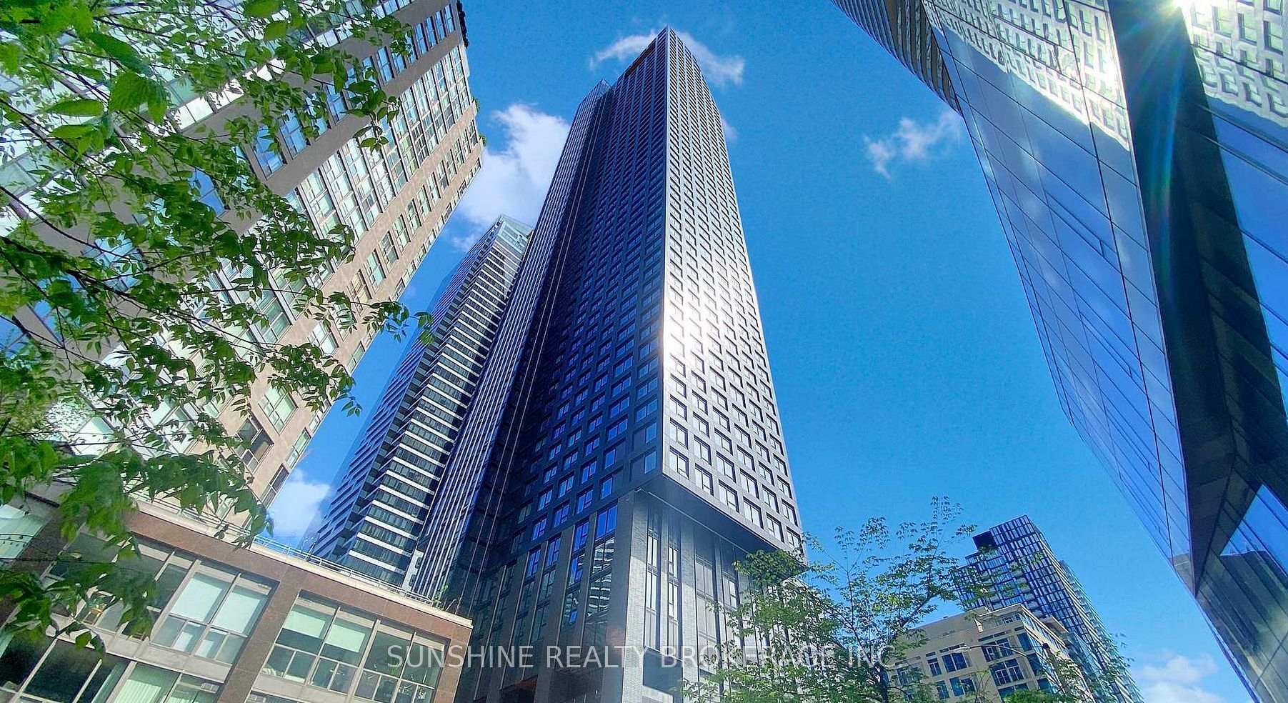 Front of Unit 1901, 8 Wellesley Street W