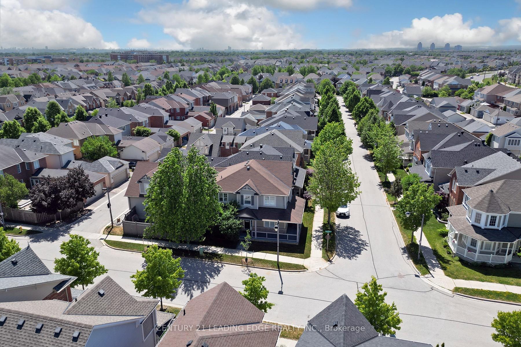 Photo 7 of 27 Rocking Horse Street, Markham, Cornell — HOMEH