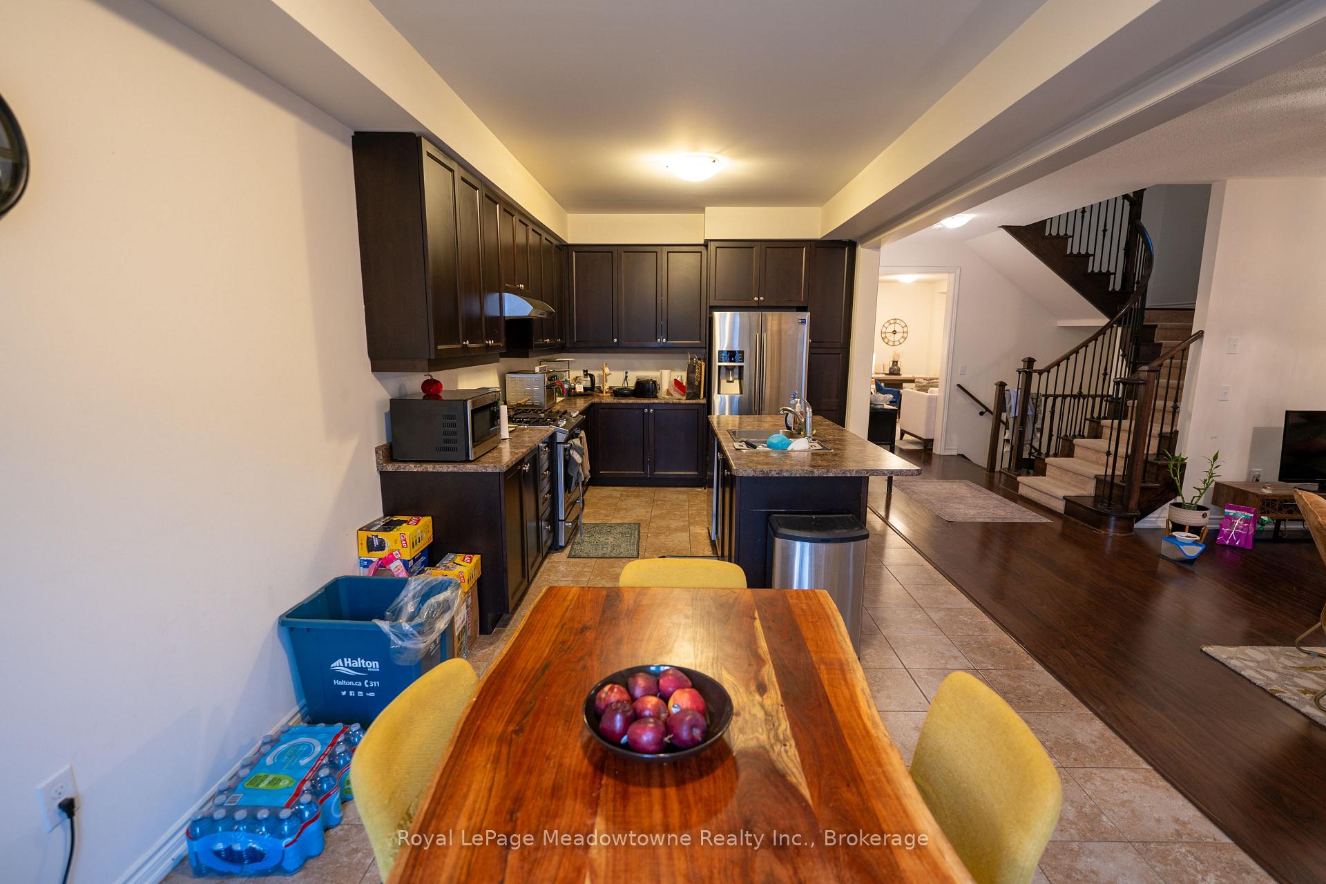 Photo 12 of 1528 Chretien Street, Milton, Ford — HOMEH