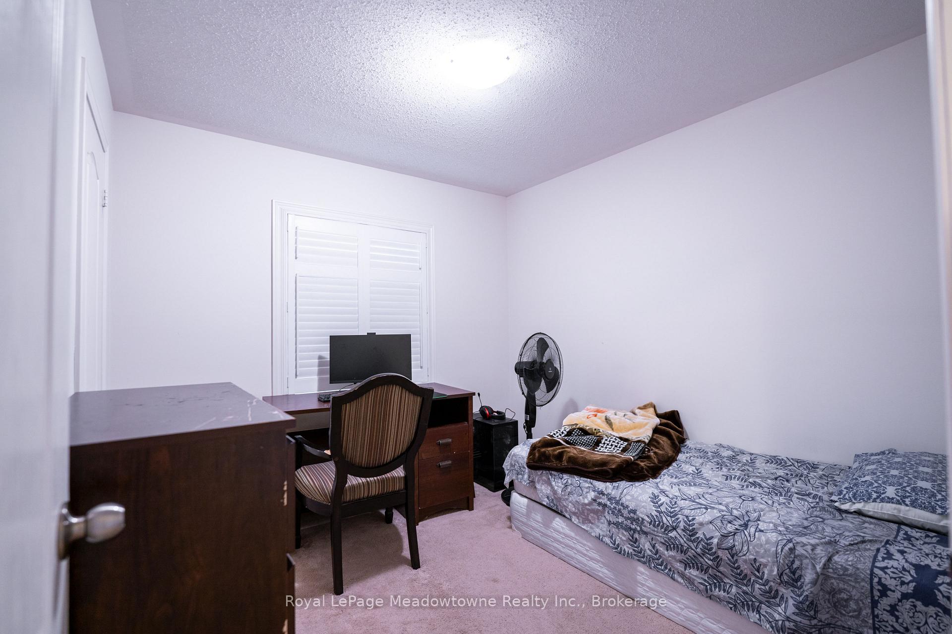 Photo 21 of 1528 Chretien Street, Milton, Ford — HOMEH