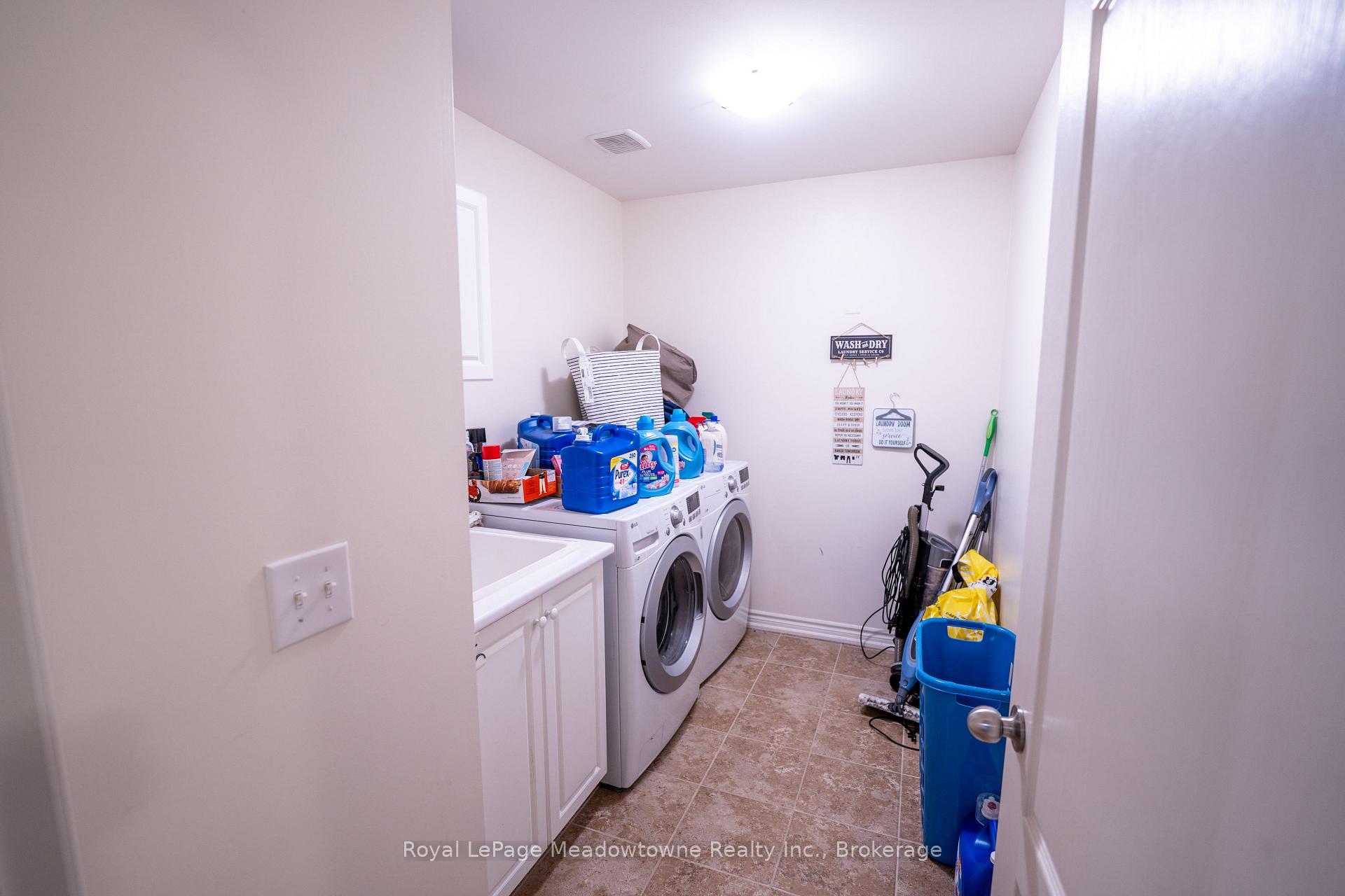 Photo 23 of 1528 Chretien Street, Milton, Ford — HOMEH