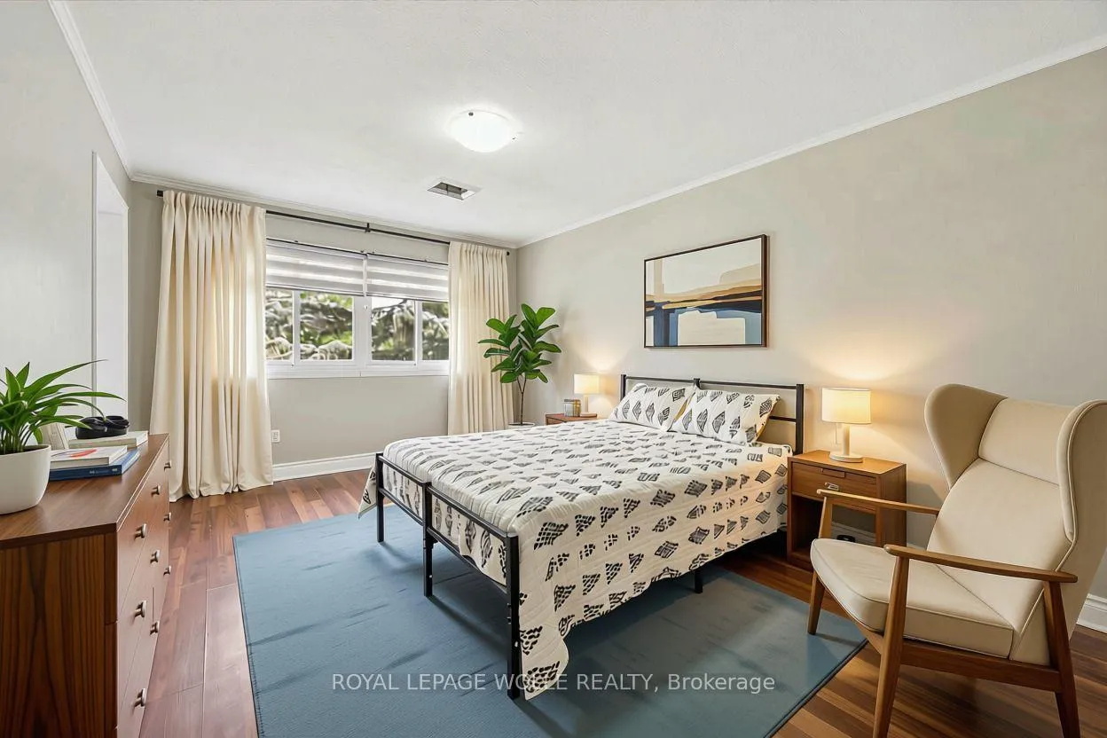 Photo 16 of Unit 11, 121 University Avenue E, Waterloo, Downtown Waterloo — HOMEH
