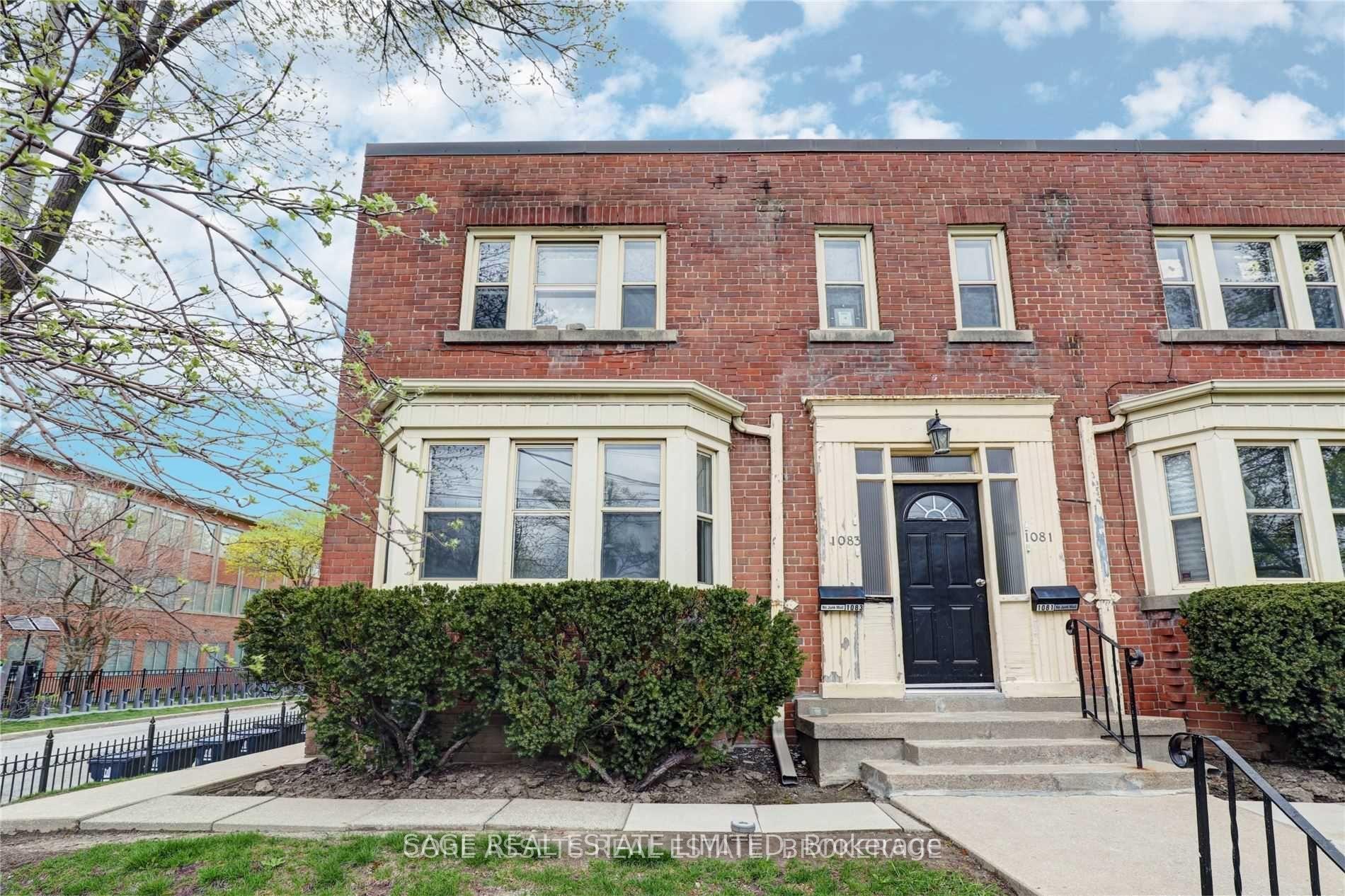 Photo 2 of Unit 4, 1083 Avenue Road, Toronto, Yonge-Eglinton — HOMEH