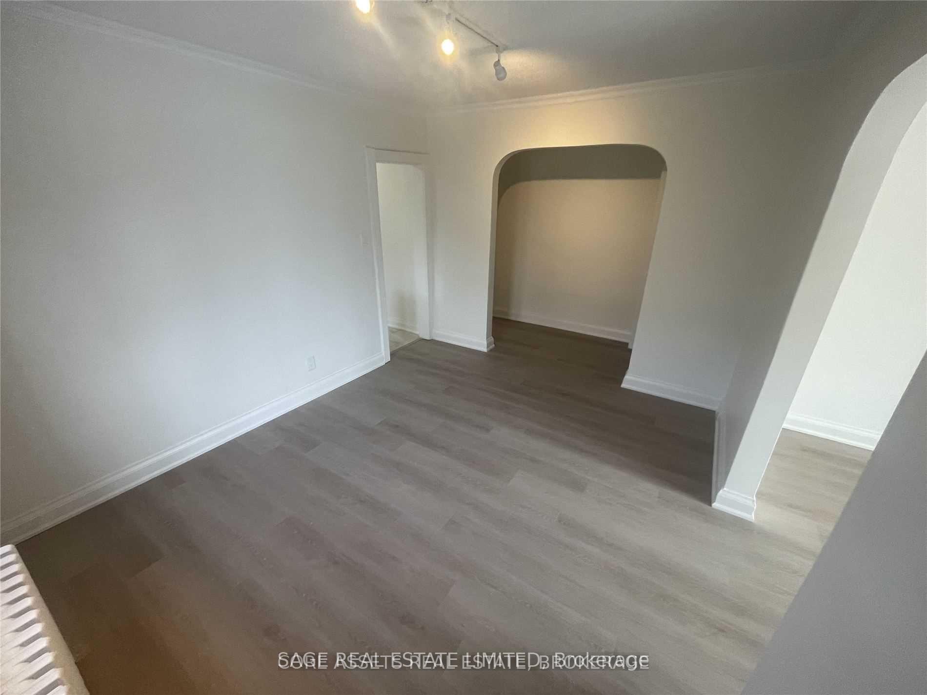 Photo 10 of Unit 4, 1083 Avenue Road, Toronto, Yonge-Eglinton — HOMEH