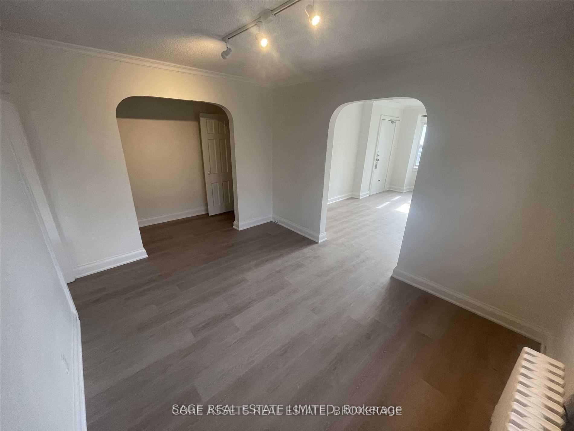 Photo 11 of Unit 4, 1083 Avenue Road, Toronto, Yonge-Eglinton — HOMEH