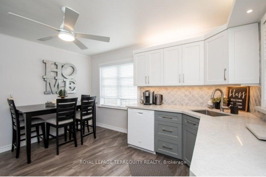 Photo 4 of 584 Rosmere Street, Oshawa, McLaughlin — HOMEH