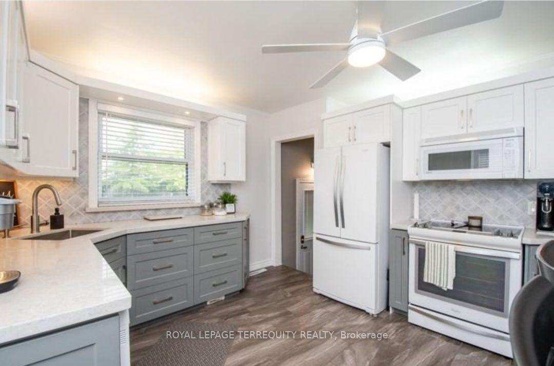 Photo 5 of 584 Rosmere Street, Oshawa, McLaughlin — HOMEH