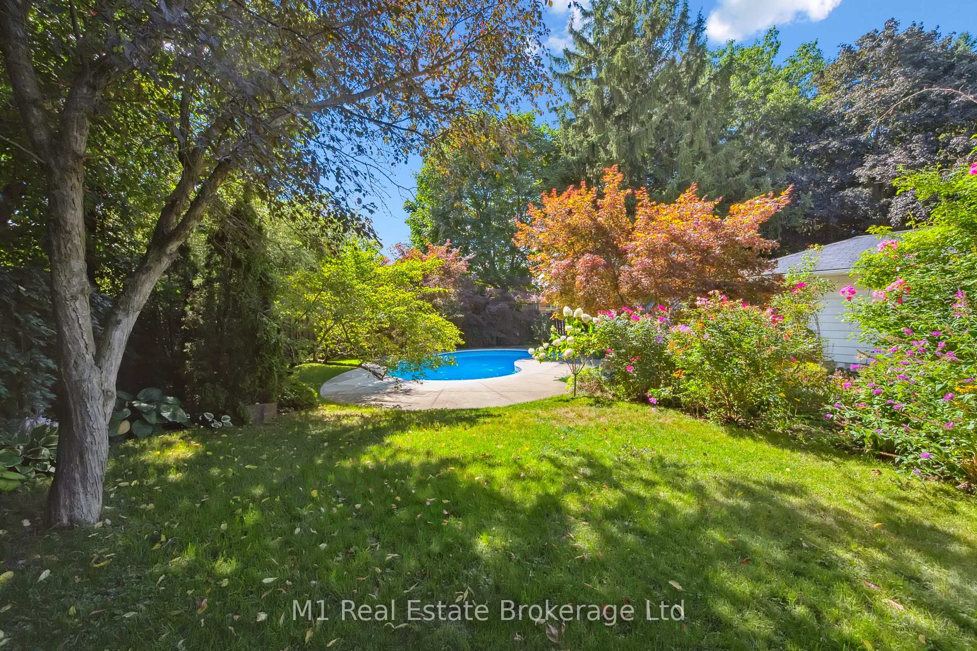Photo 12 of 21 Gladstone Avenue, Guelph, Riverside Park — HOMEH
