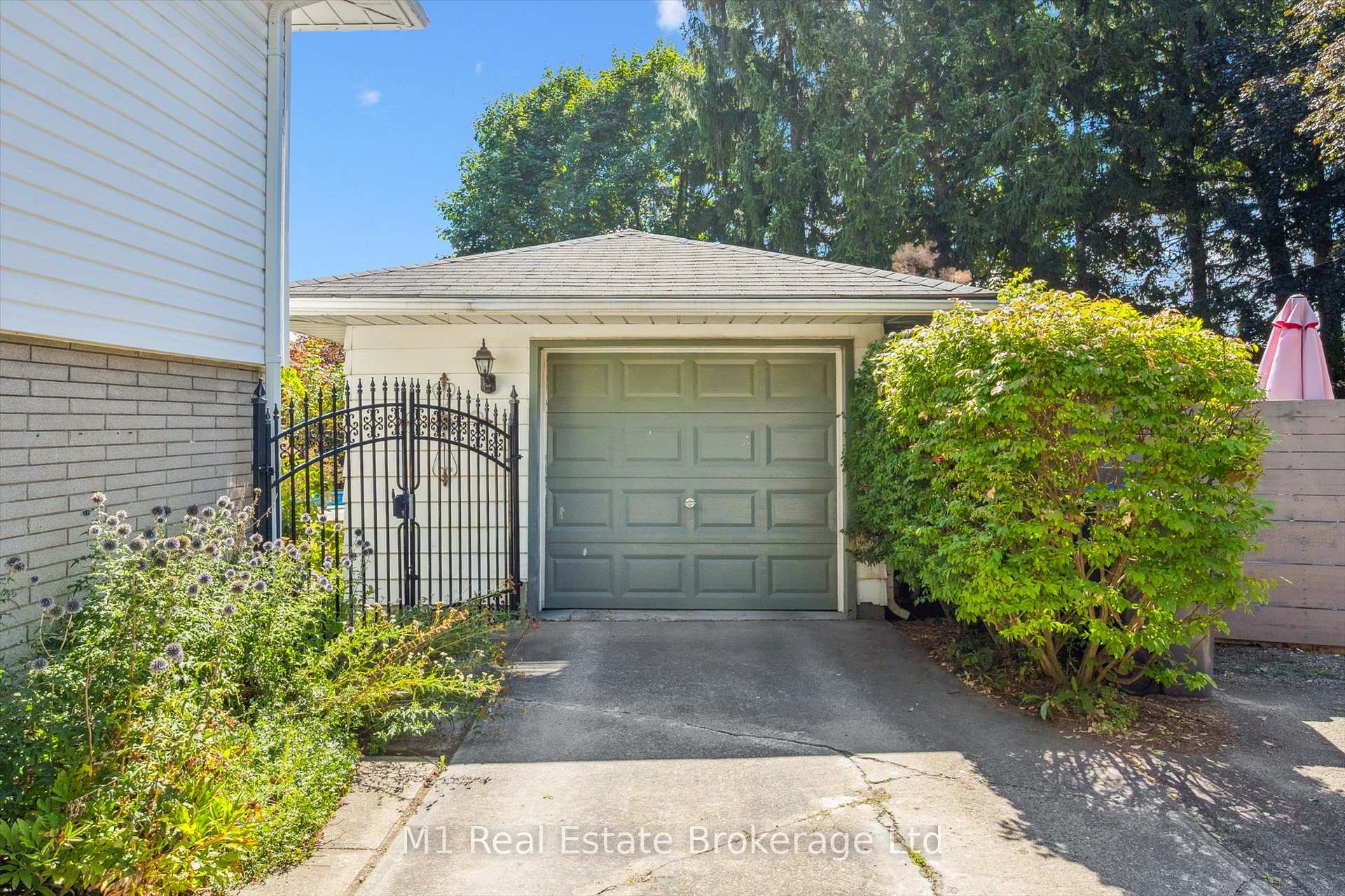 Photo 42 of 21 Gladstone Avenue, Guelph, Riverside Park — HOMEH
