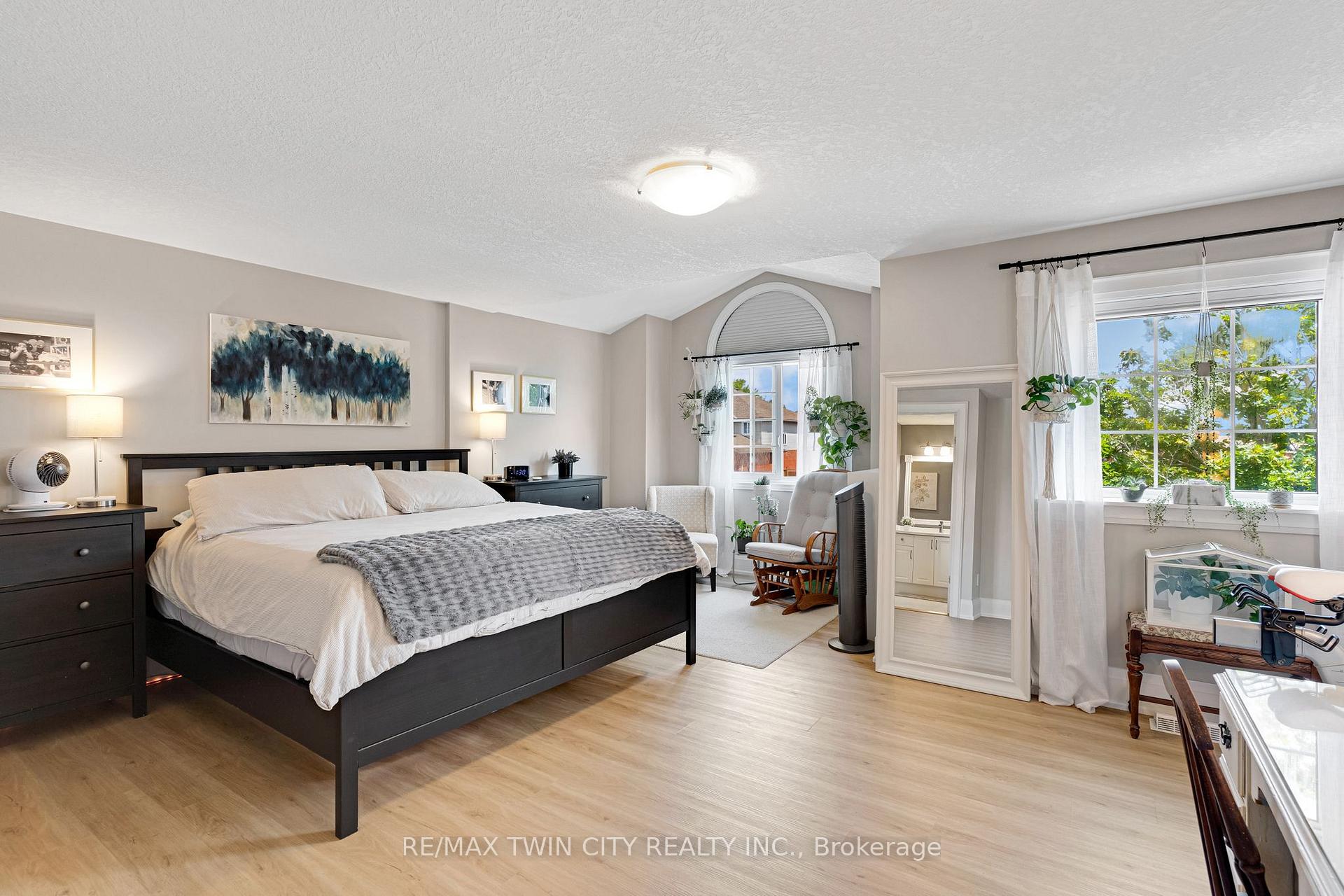 Photo 25 of 87 Marston Crescent, Cambridge, Hespeler Village — HOMEH