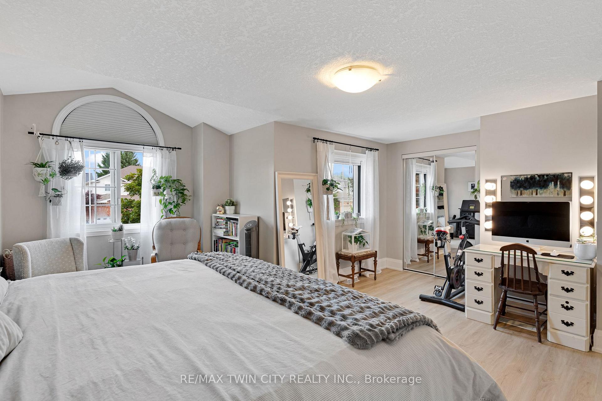 Photo 27 of 87 Marston Crescent, Cambridge, Hespeler Village — HOMEH