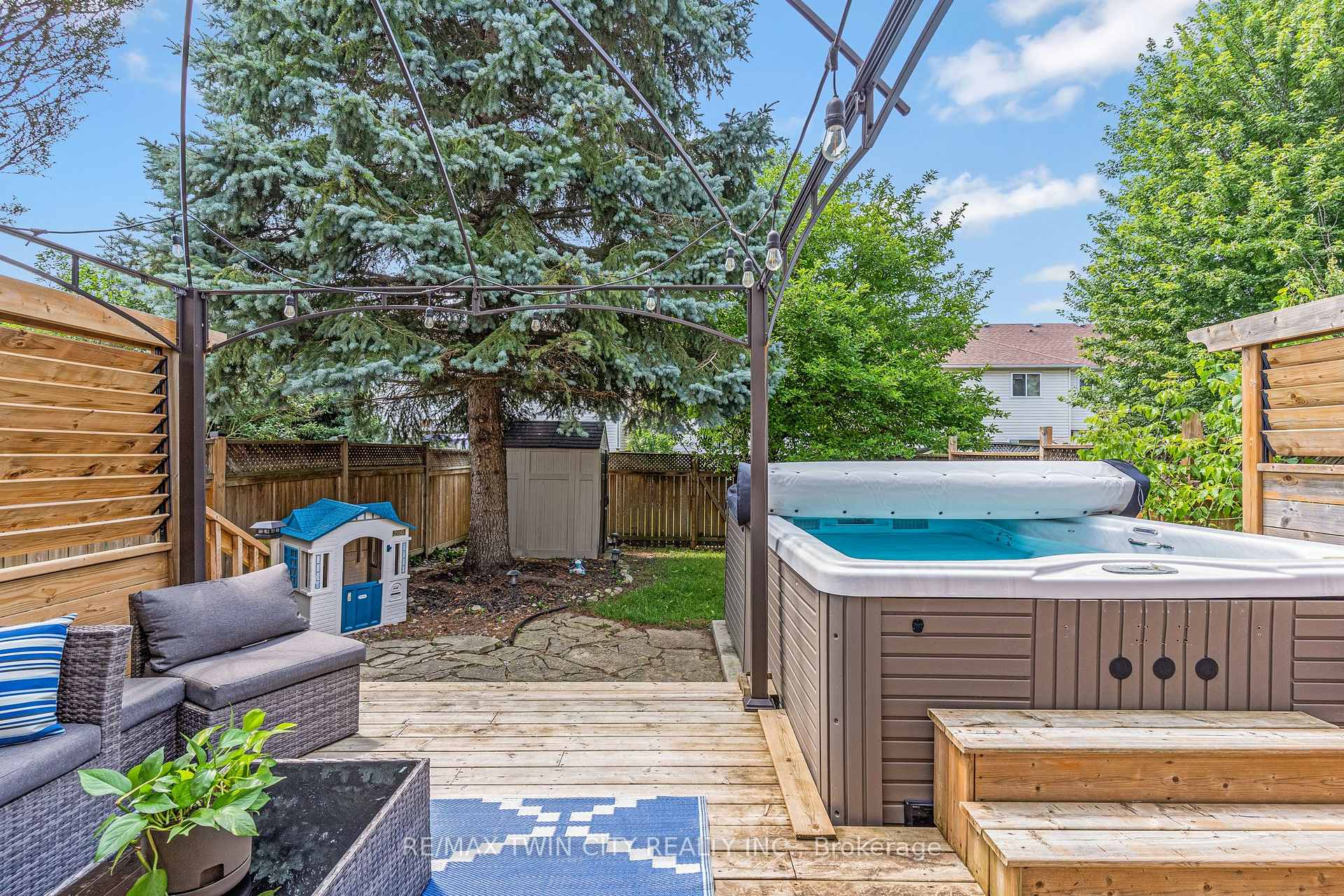 Photo 43 of 87 Marston Crescent, Cambridge, Hespeler Village — HOMEH