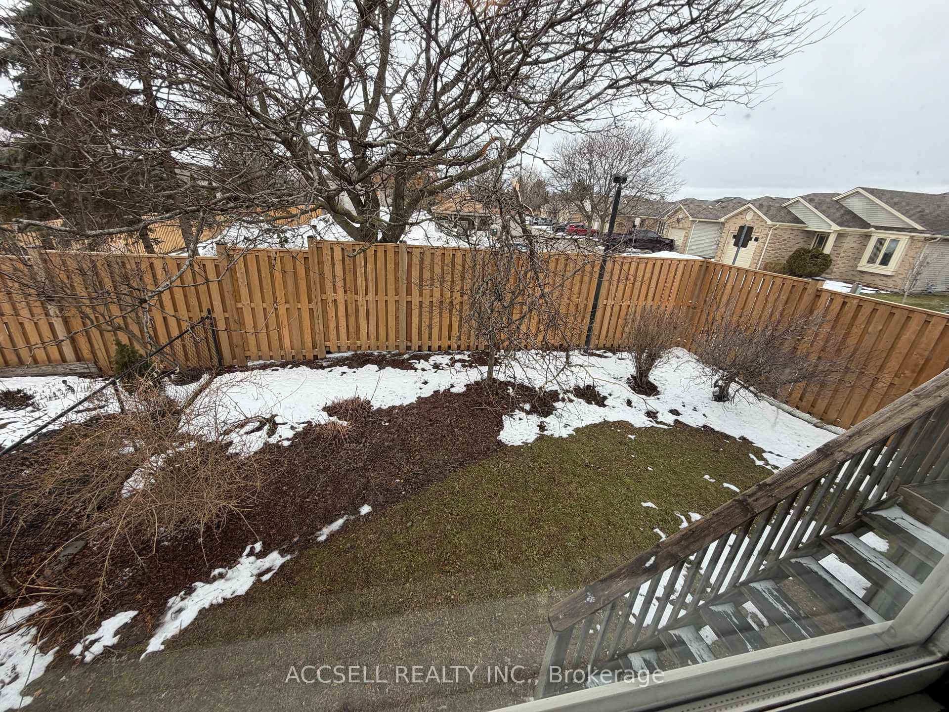 Photo 7 of Unit 50, 325 Lighthouse Road, London, South U — HOMEH