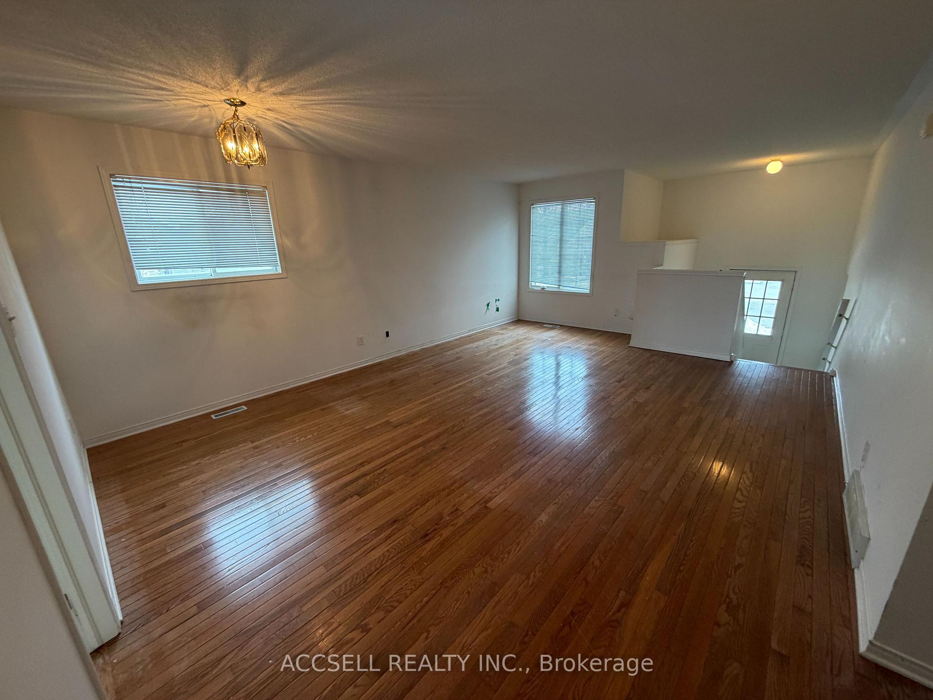 Photo 8 of Unit 50, 325 Lighthouse Road, London, South U — HOMEH