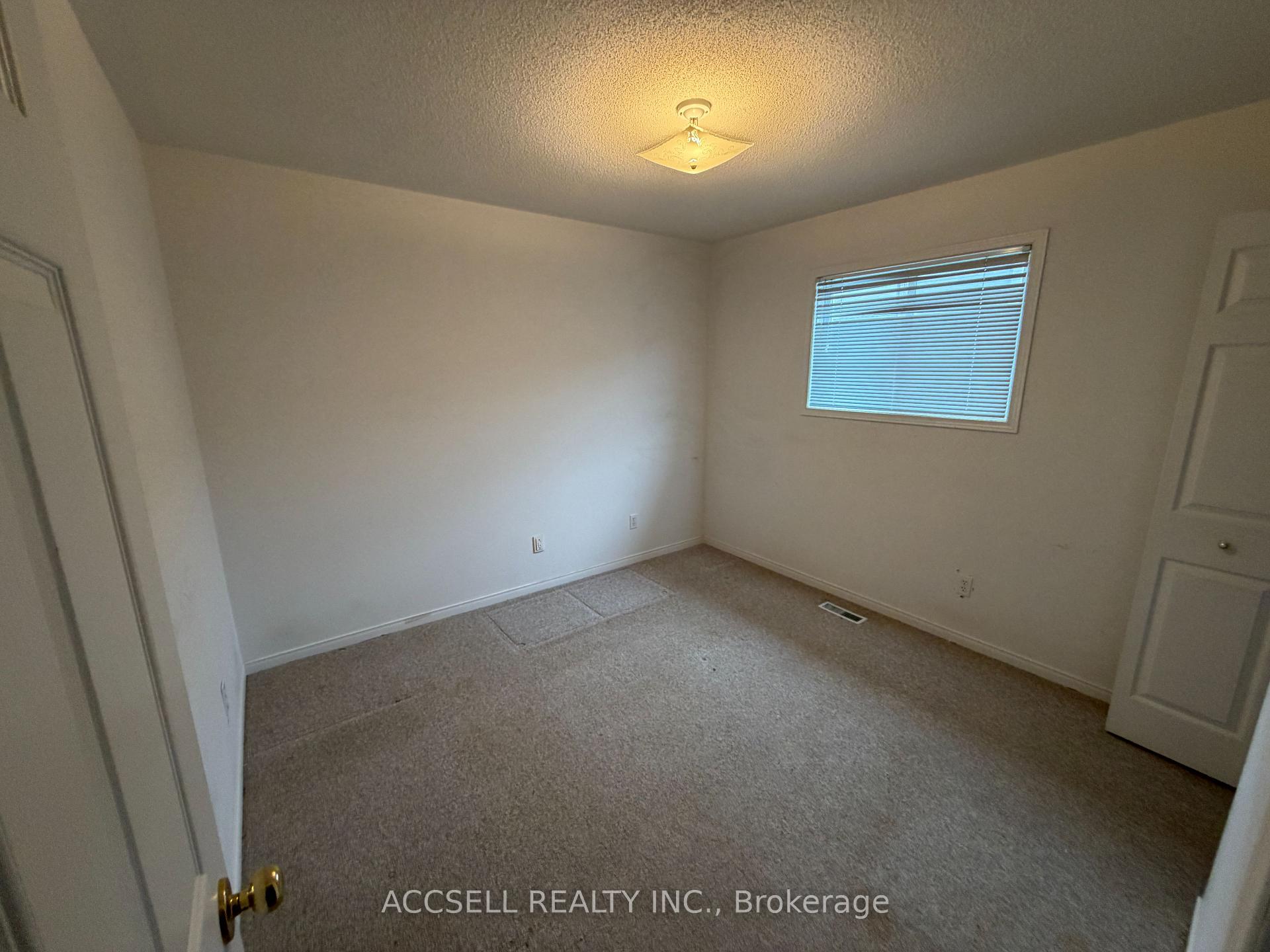 Photo 18 of Unit 50, 325 Lighthouse Road, London, South U — HOMEH