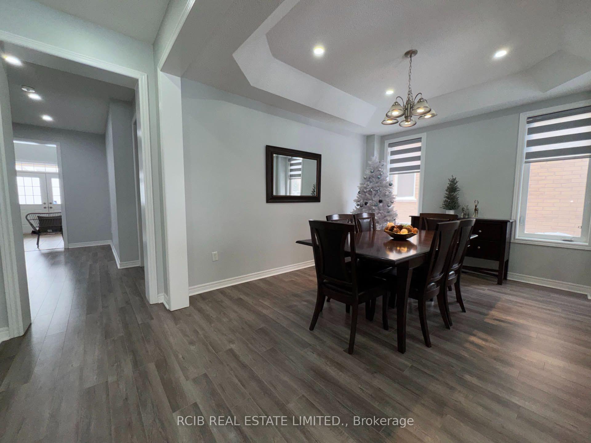 Photo 6 of 10 Whitepoppy Drive, Brampton, Northwest Sandalwood Parkway — HOMEH