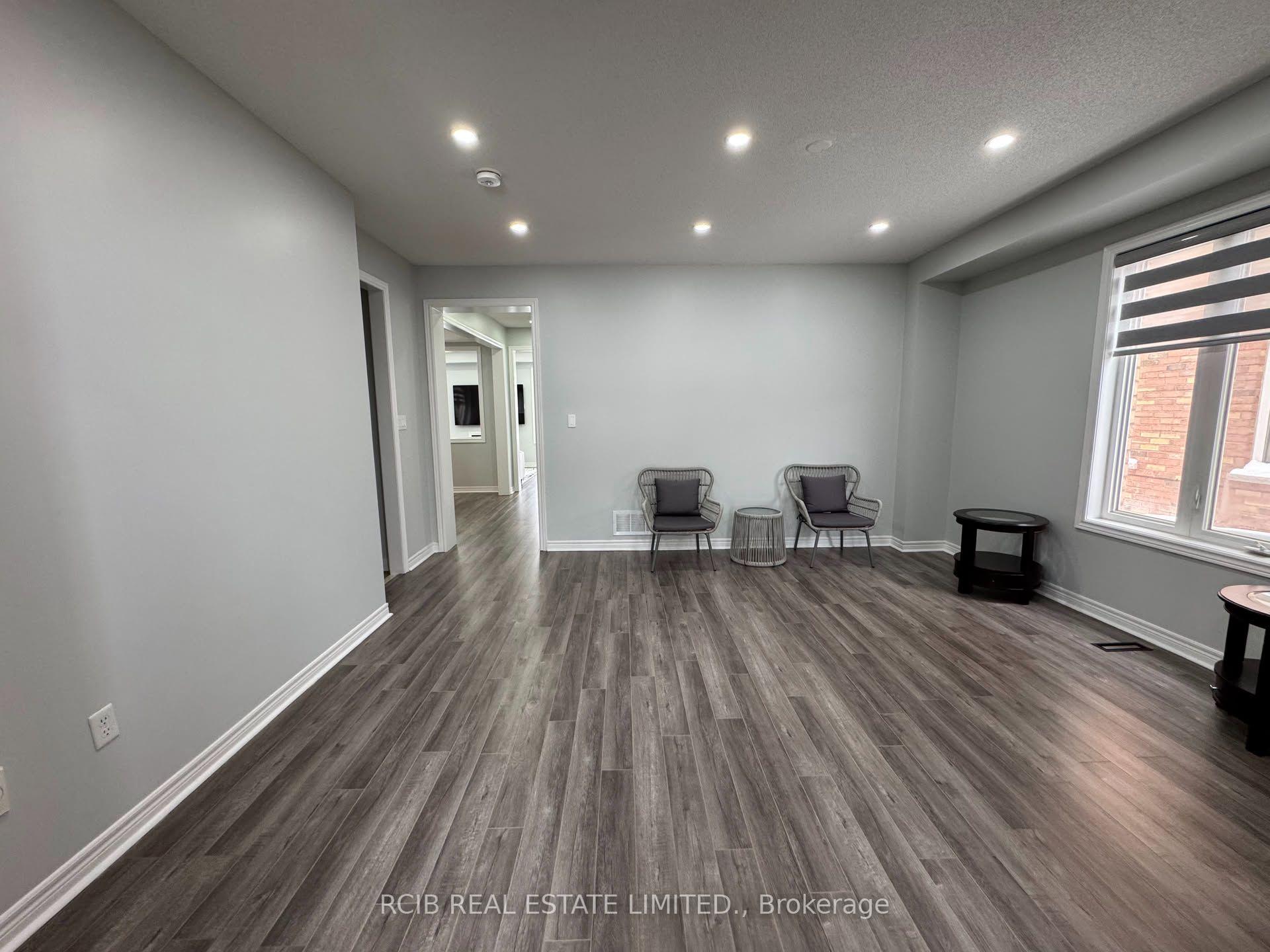Photo 14 of 10 Whitepoppy Drive, Brampton, Northwest Sandalwood Parkway — HOMEH