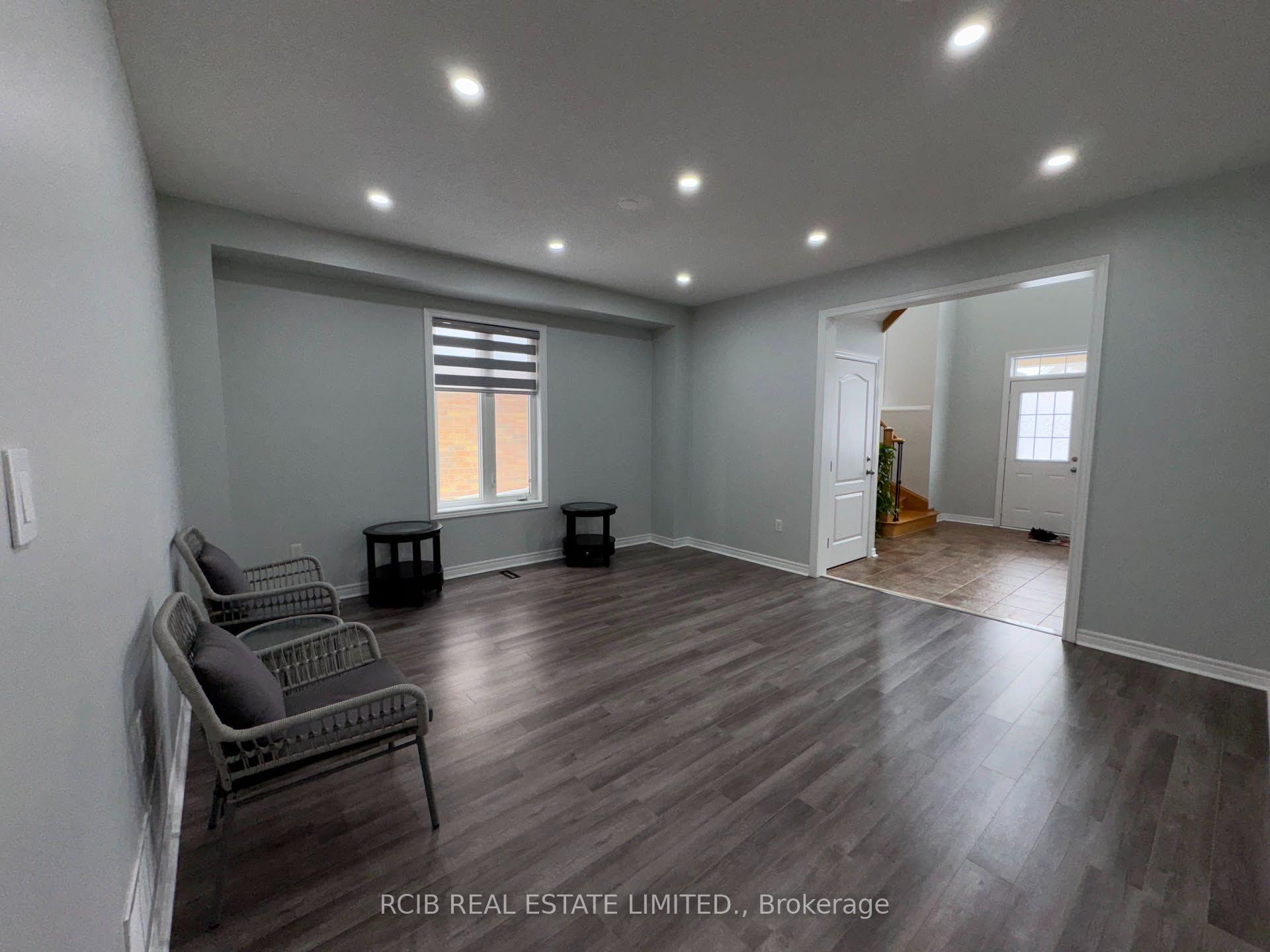 Photo 15 of 10 Whitepoppy Drive, Brampton, Northwest Sandalwood Parkway — HOMEH