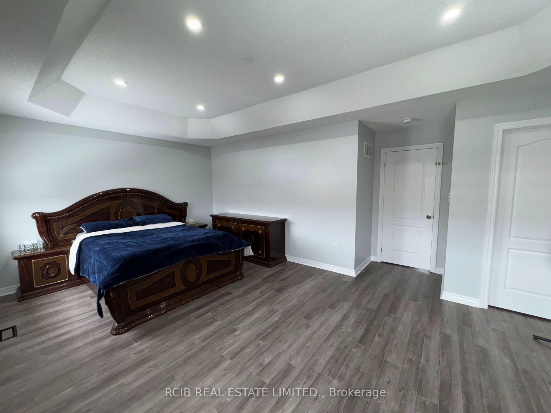 Photo 24 of 10 Whitepoppy Drive, Brampton, Northwest Sandalwood Parkway — HOMEH