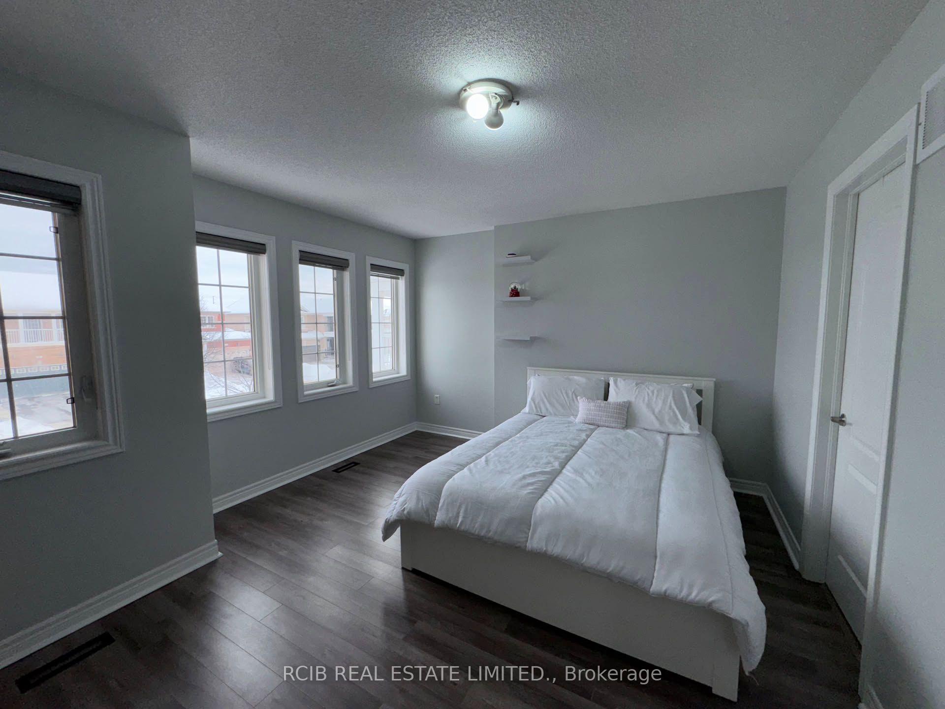 Photo 30 of 10 Whitepoppy Drive, Brampton, Northwest Sandalwood Parkway — HOMEH