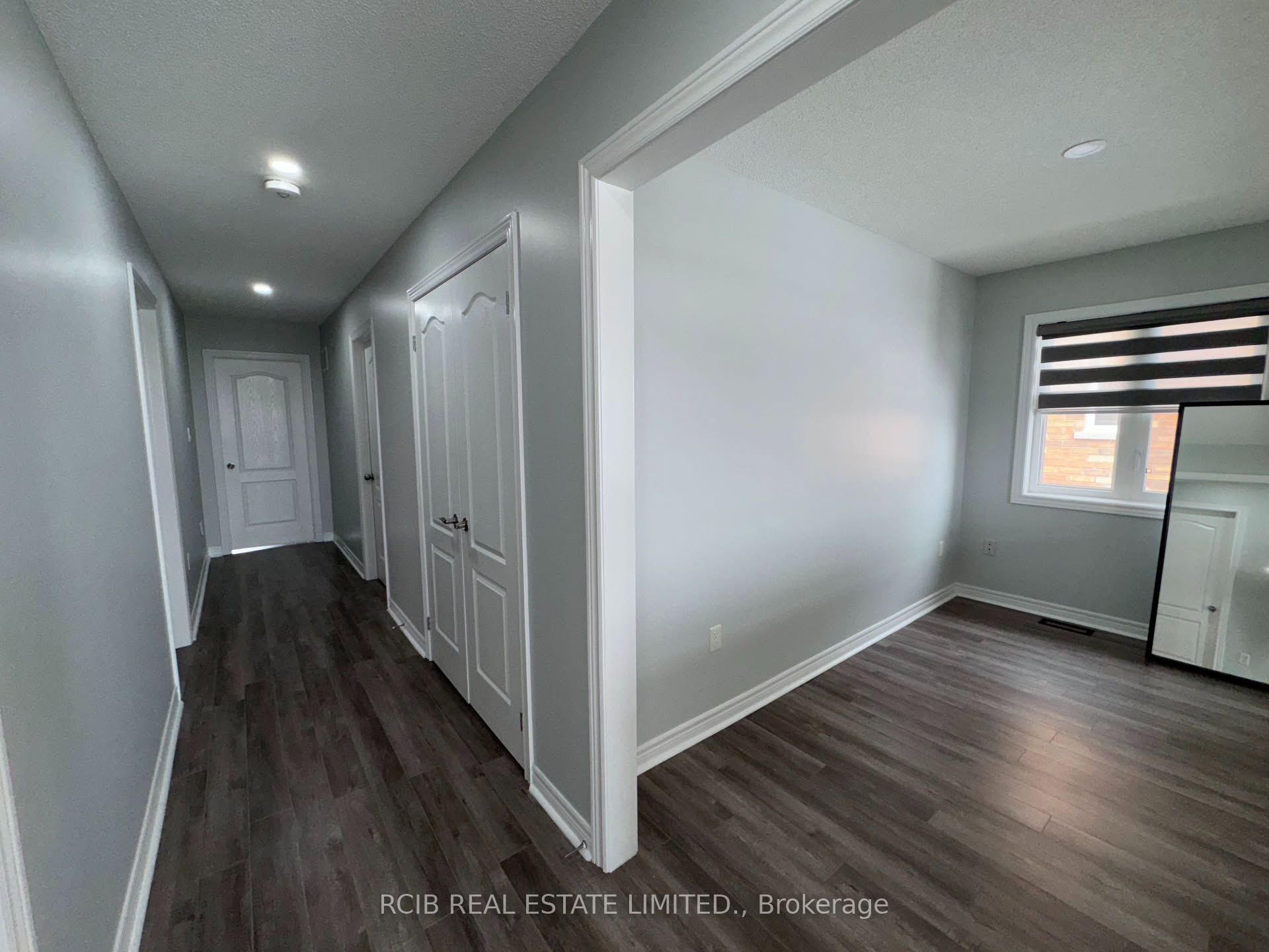 Photo 33 of 10 Whitepoppy Drive, Brampton, Northwest Sandalwood Parkway — HOMEH