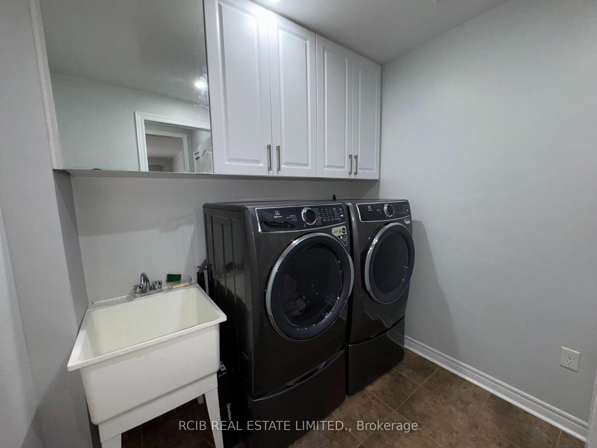 Photo 34 of 10 Whitepoppy Drive, Brampton, Northwest Sandalwood Parkway — HOMEH