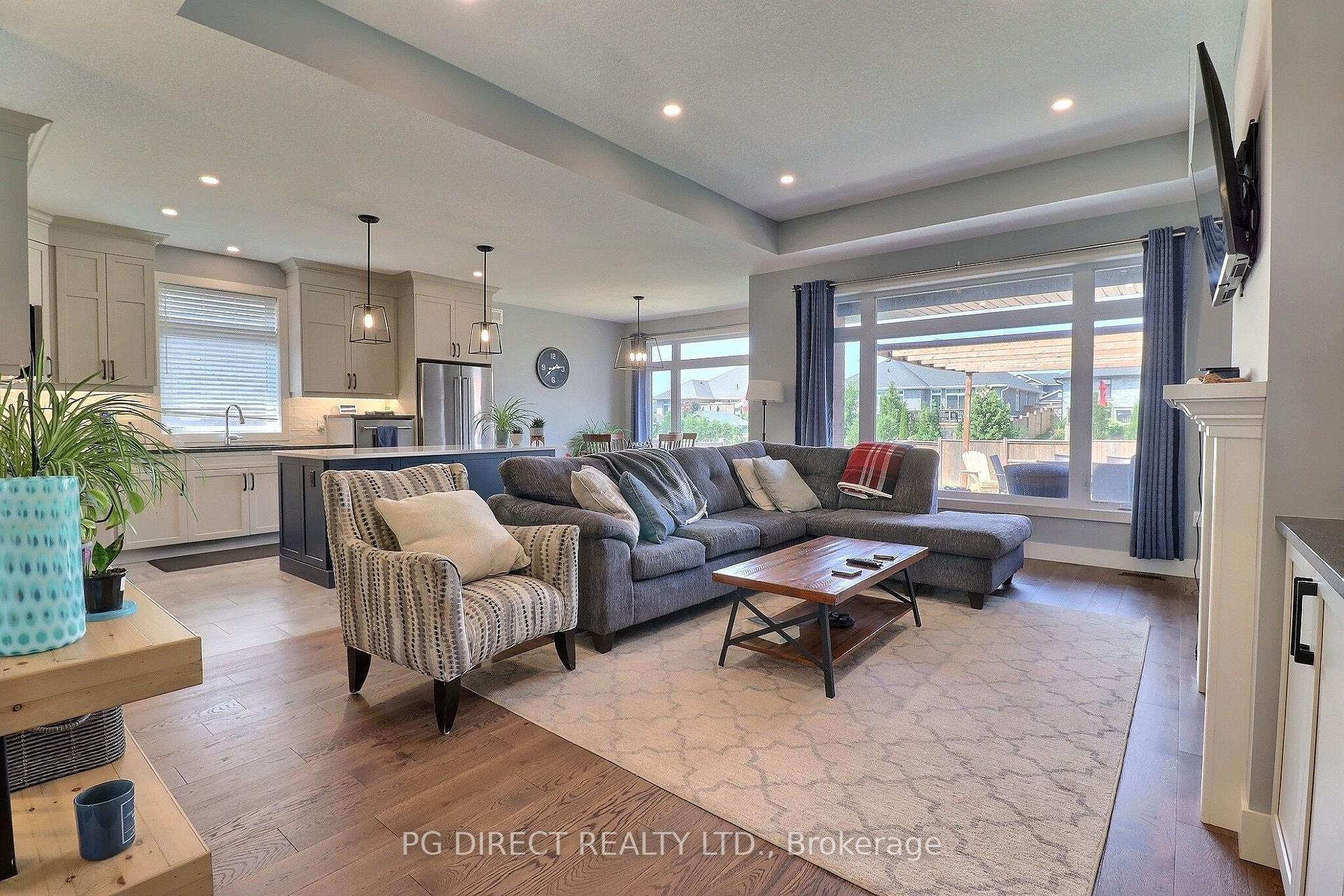 Photo 3 of 244 Jennifers Trail, Thames Centre, Thorndale — HOMEH