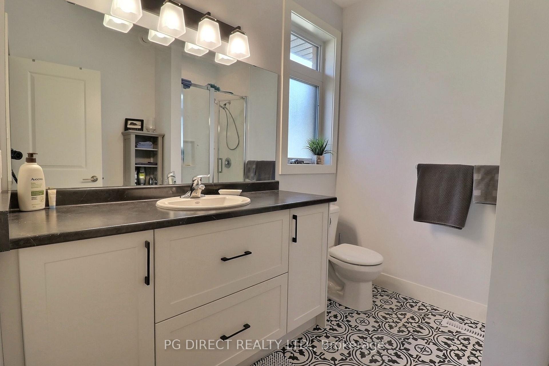 Photo 11 of 244 Jennifers Trail, Thames Centre, Thorndale — HOMEH