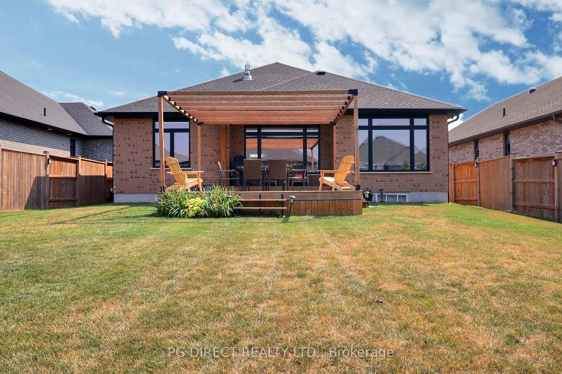 Photo 18 of 244 Jennifers Trail, Thames Centre, Thorndale — HOMEH