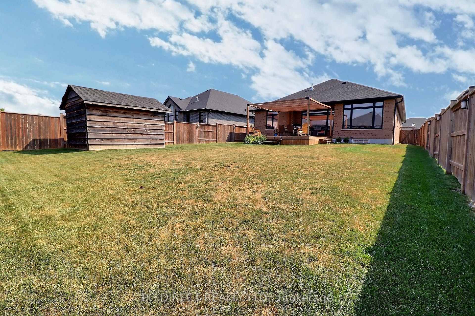 Photo 19 of 244 Jennifers Trail, Thames Centre, Thorndale — HOMEH