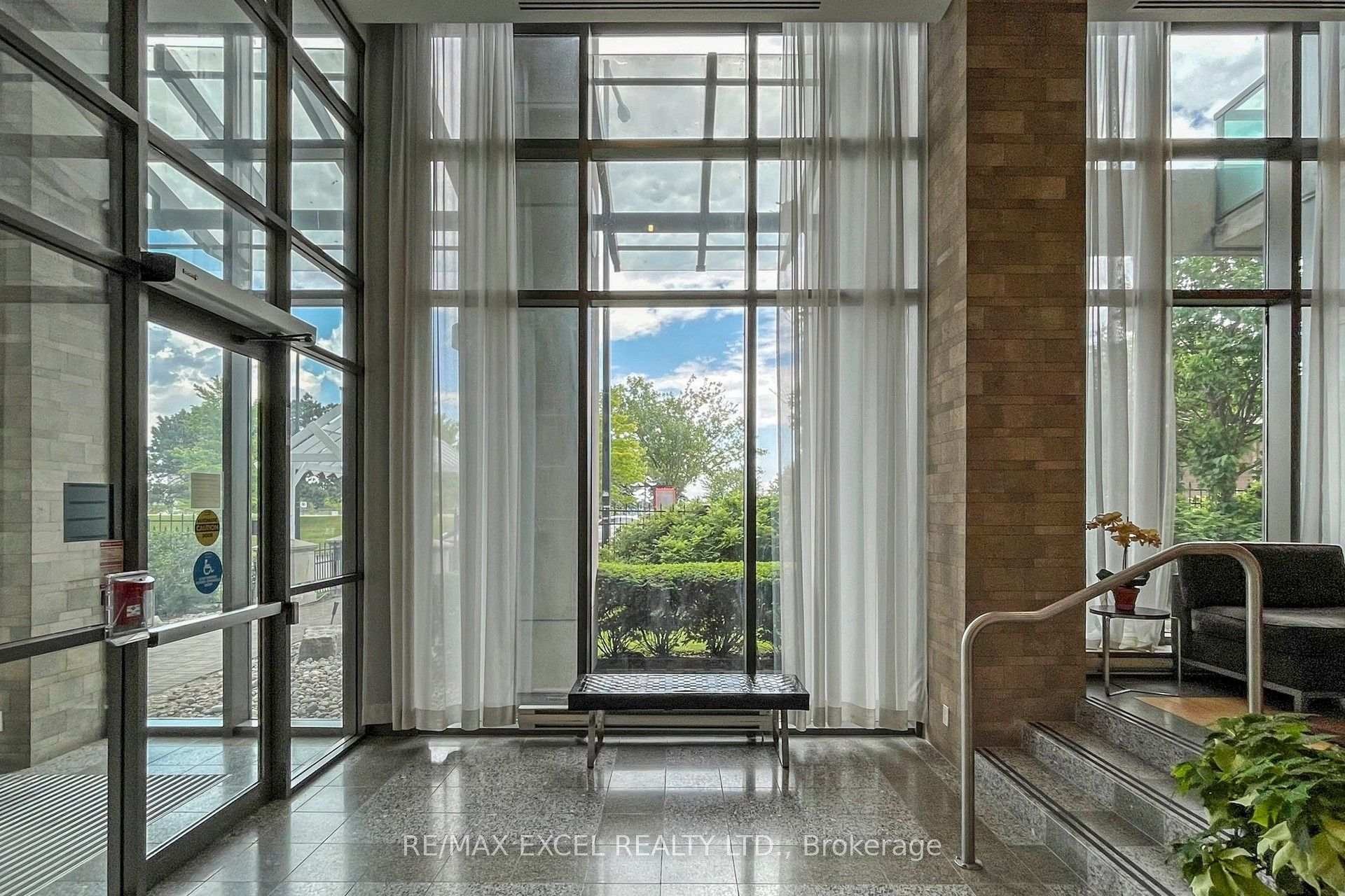 Photo 3 of Unit 711, 68 Grangeway Avenue, Scarborough, Woburn — HOMEH