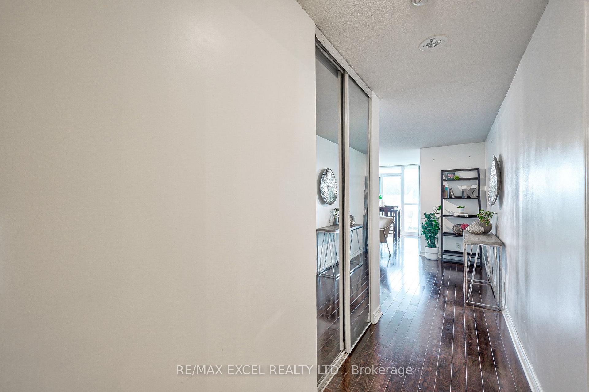 Photo 7 of Unit 711, 68 Grangeway Avenue, Scarborough, Woburn — HOMEH