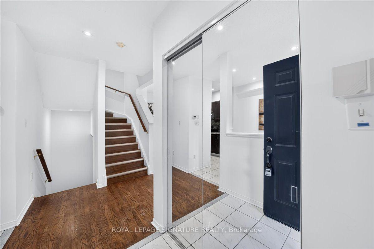 Photo 5 of Unit 59, 735 New Westminster Drive, Vaughan, Brownridge — HOMEH