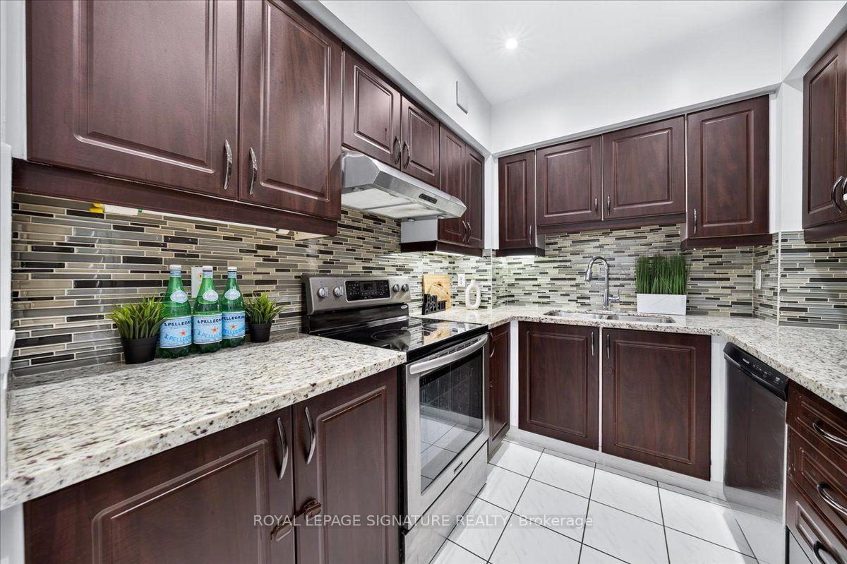 Photo 9 of Unit 59, 735 New Westminster Drive, Vaughan, Brownridge — HOMEH