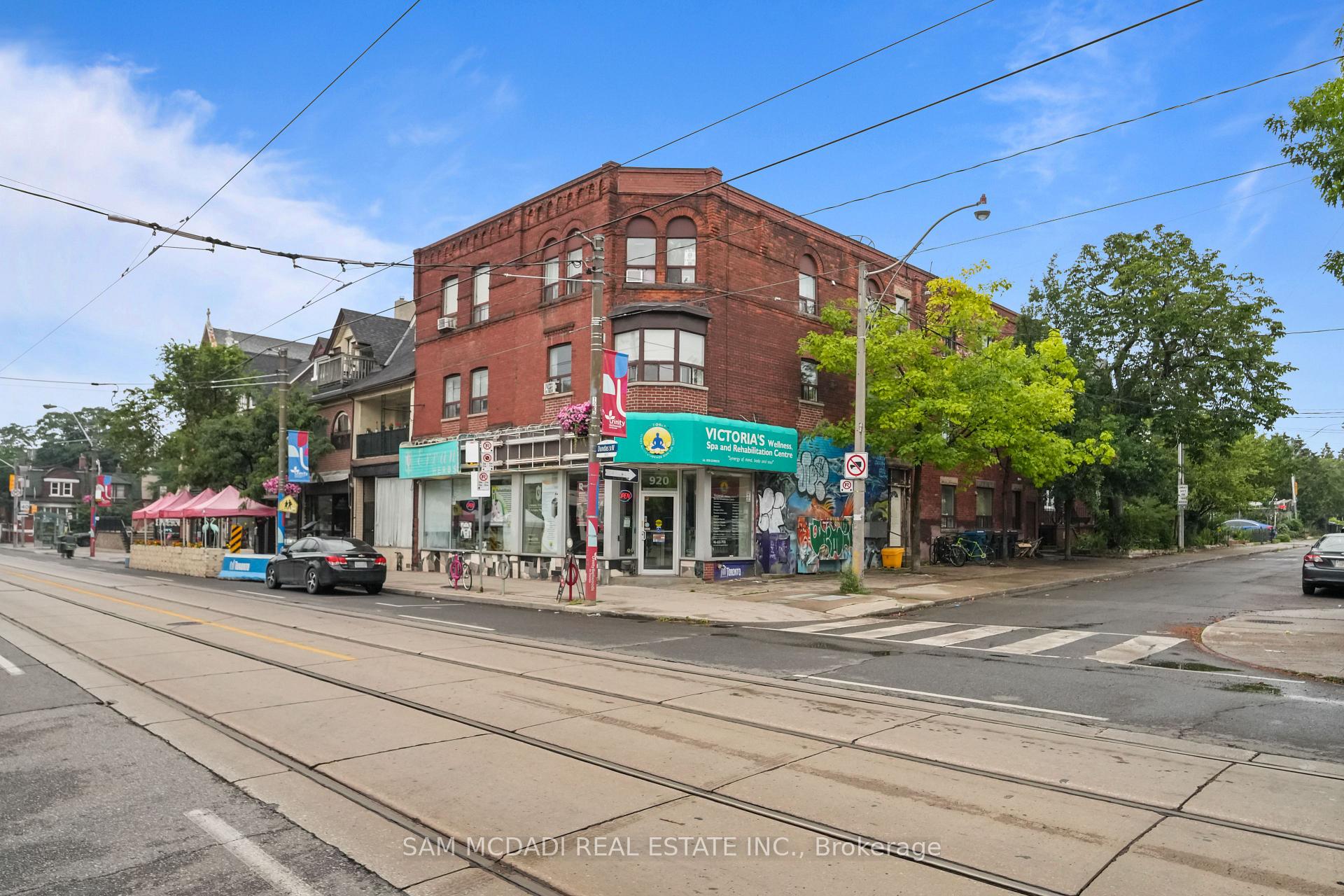 Photo 17 of Unit Apt 2, 180 Bellwoods Avenue, Toronto, Trinity-Bellwoods — HOMEH