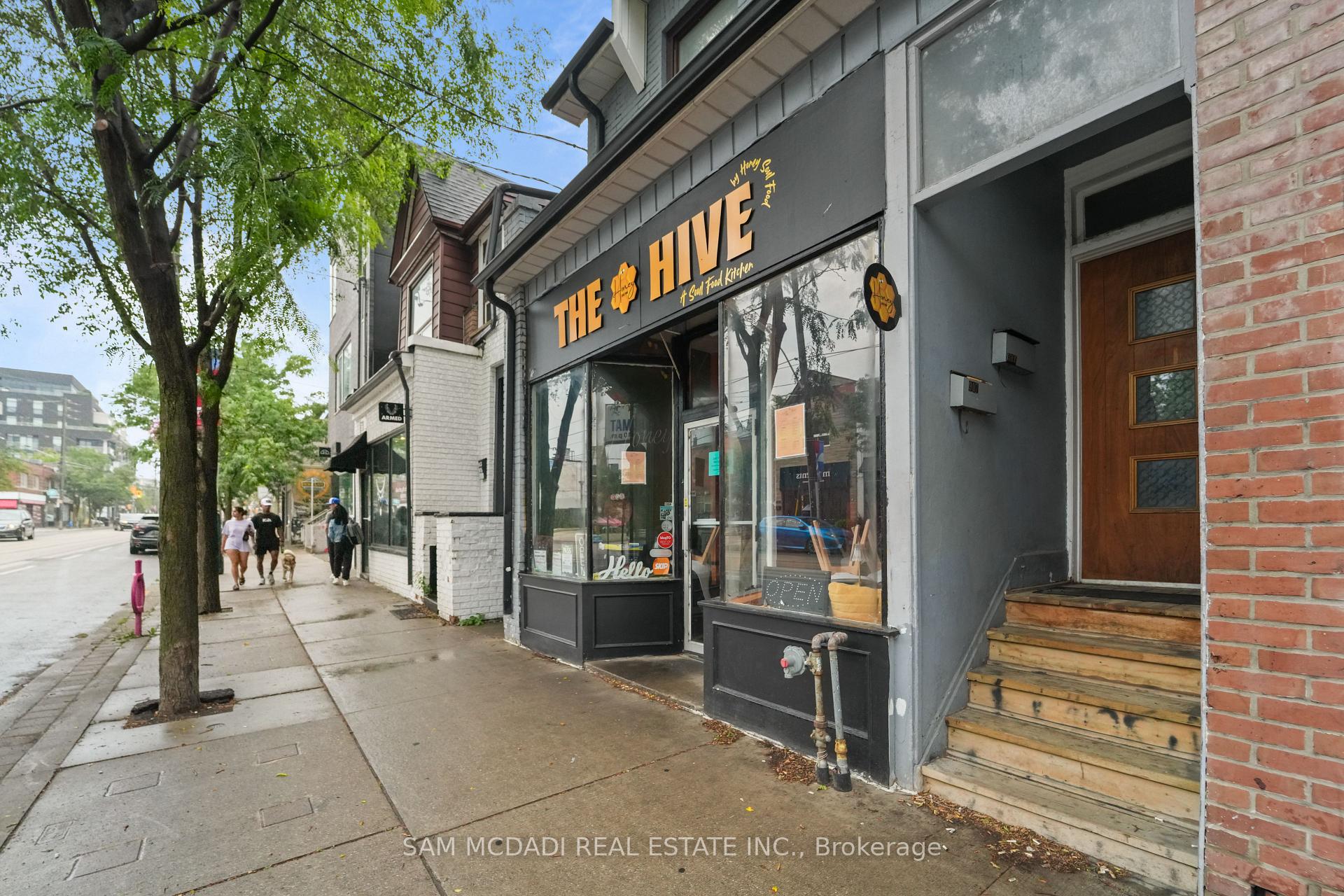 Photo 18 of Unit Apt 2, 180 Bellwoods Avenue, Toronto, Trinity-Bellwoods — HOMEH