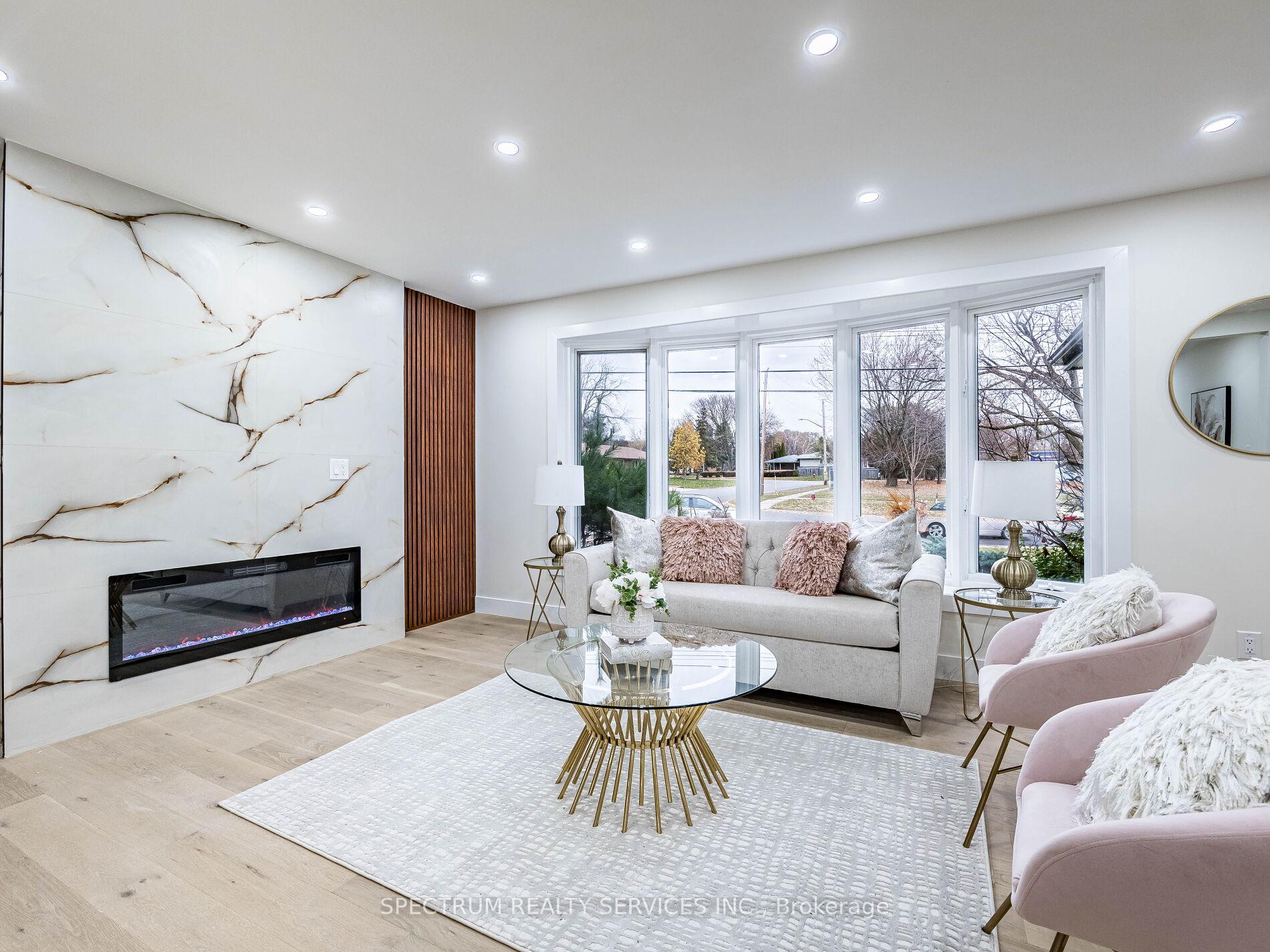Photo 12 of 914 Francis Road, Burlington, LaSalle — HOMEH