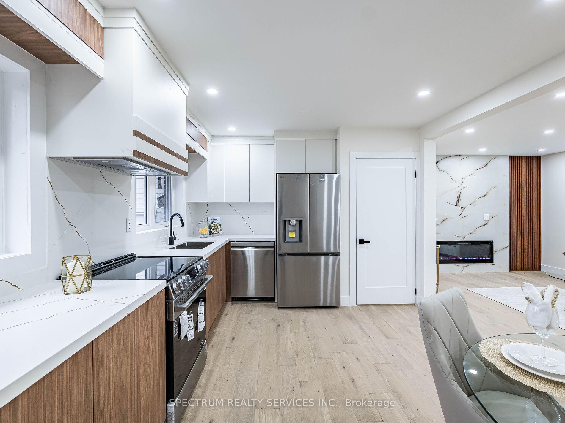 Photo 15 of 914 Francis Road, Burlington, LaSalle — HOMEH