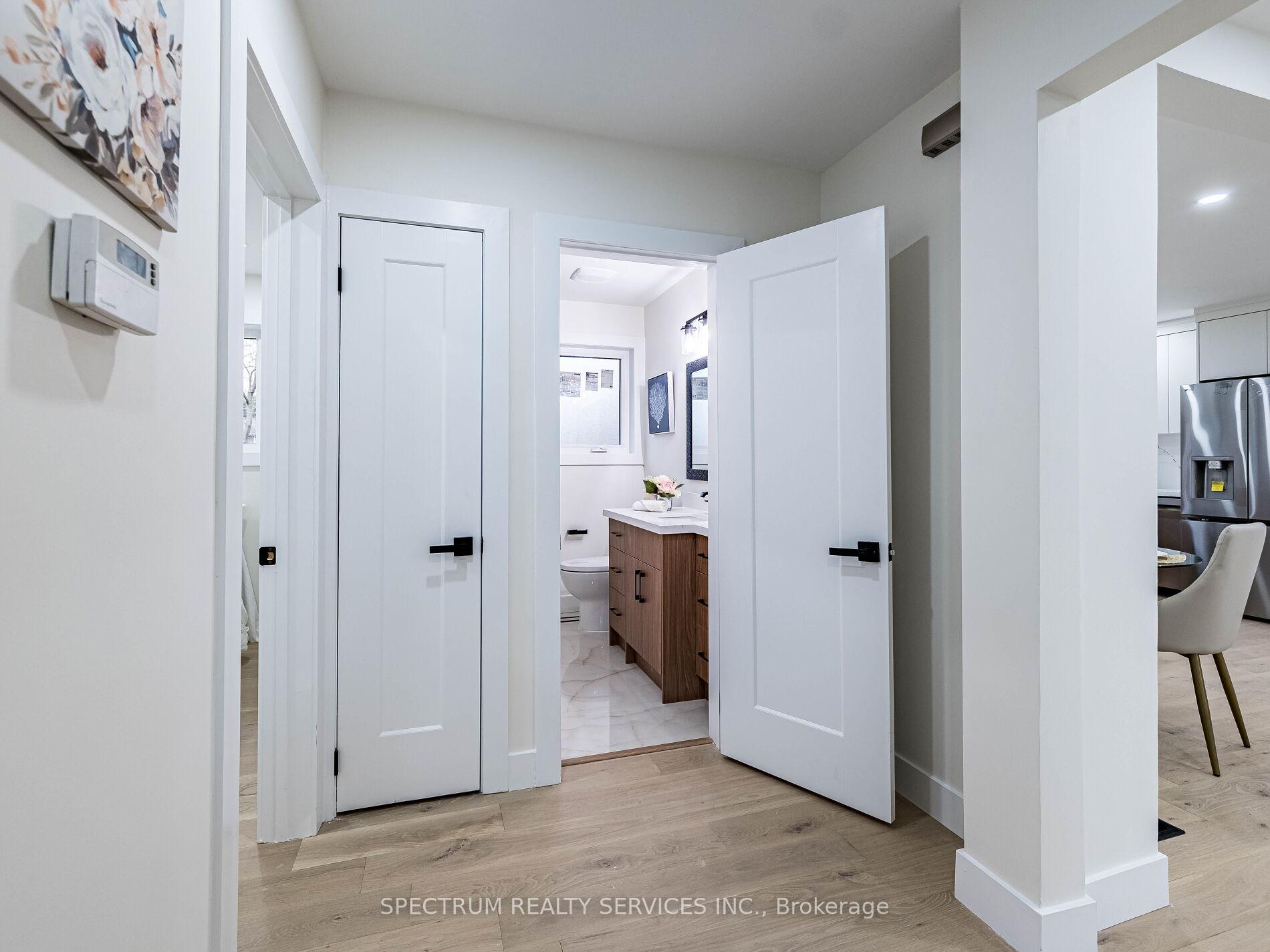 Photo 24 of 914 Francis Road, Burlington, LaSalle — HOMEH