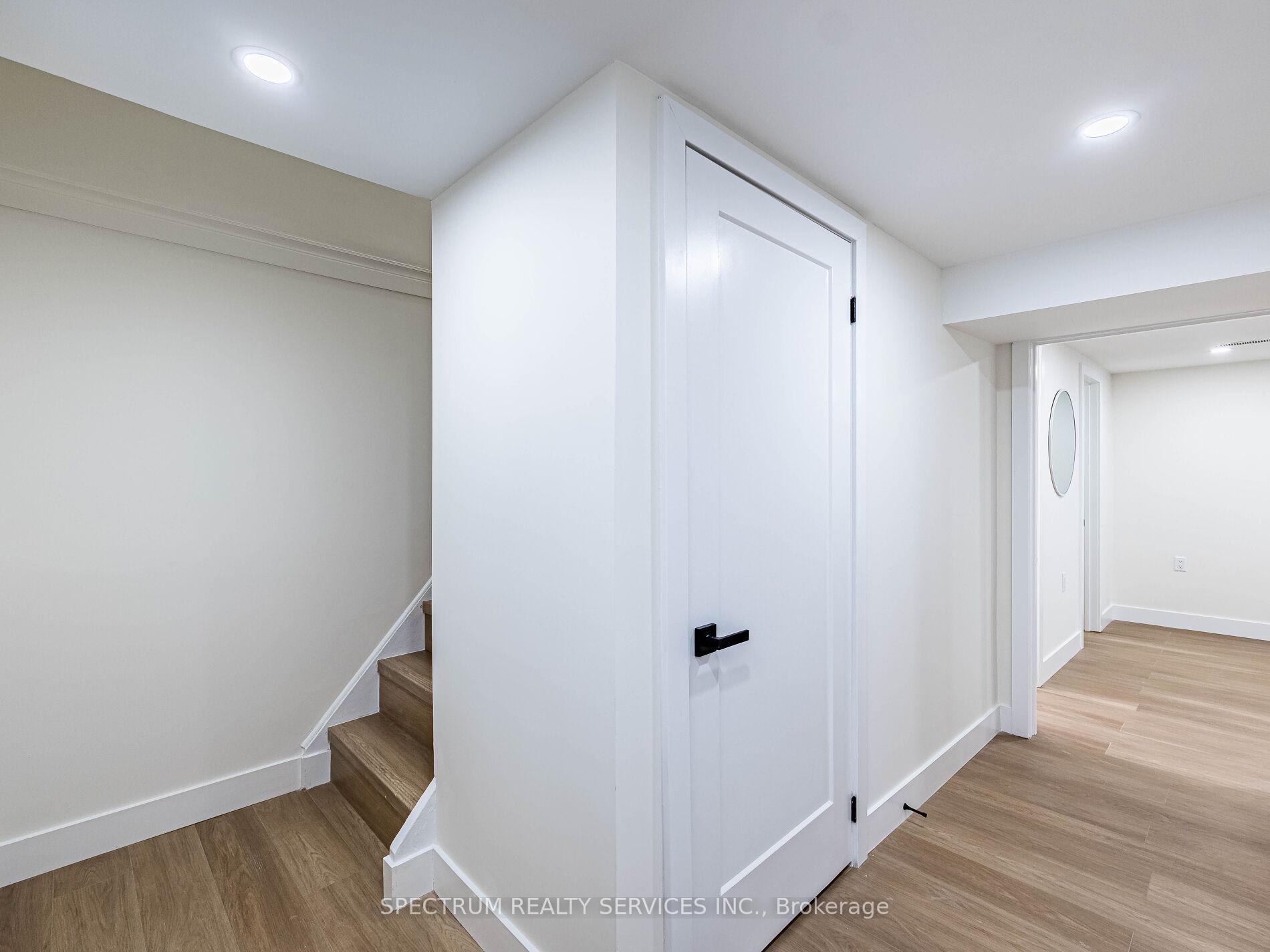 Photo 31 of 914 Francis Road, Burlington, LaSalle — HOMEH